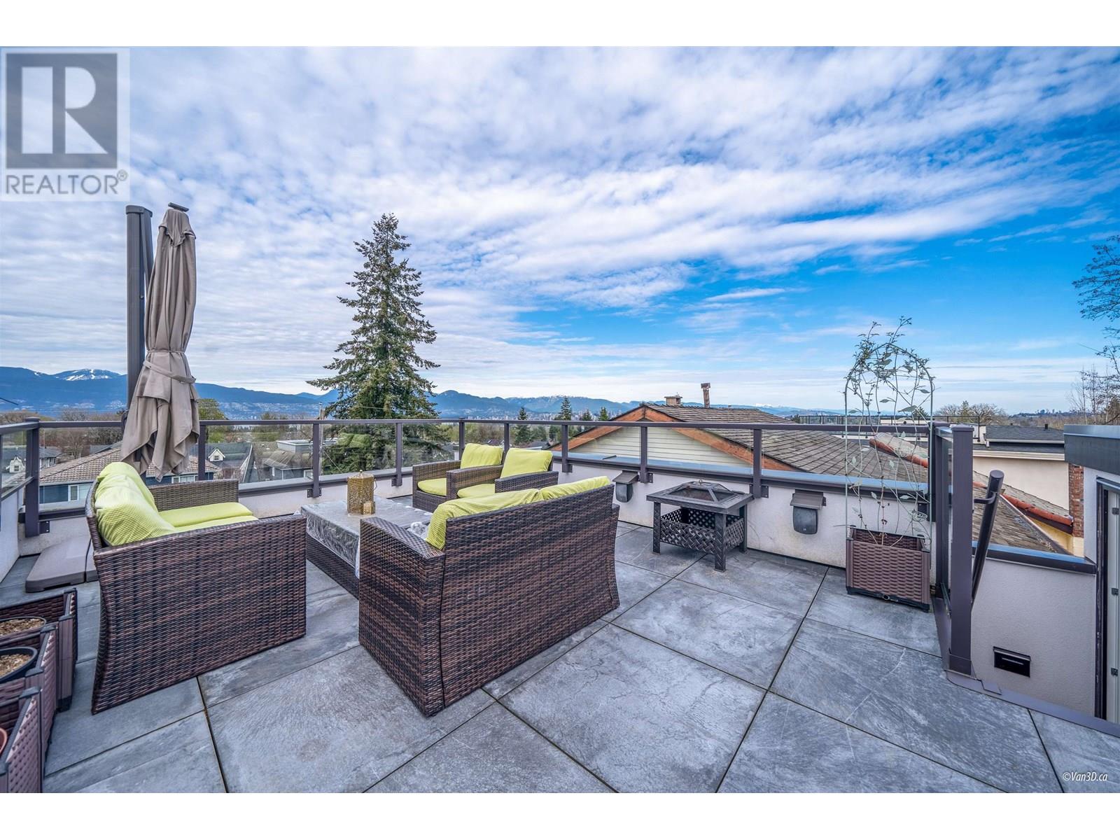 3781 West 24th Avenue Property Photo 3