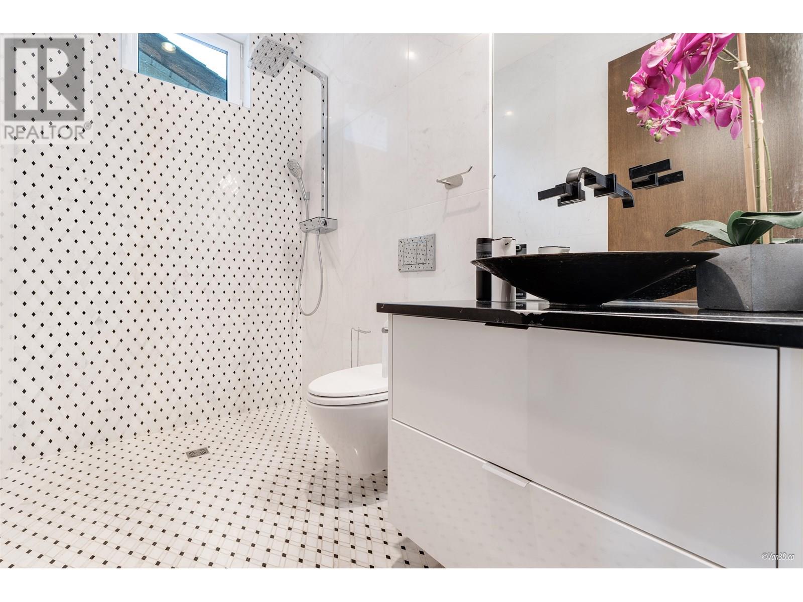 3781 West 24th Avenue Property Photo 28