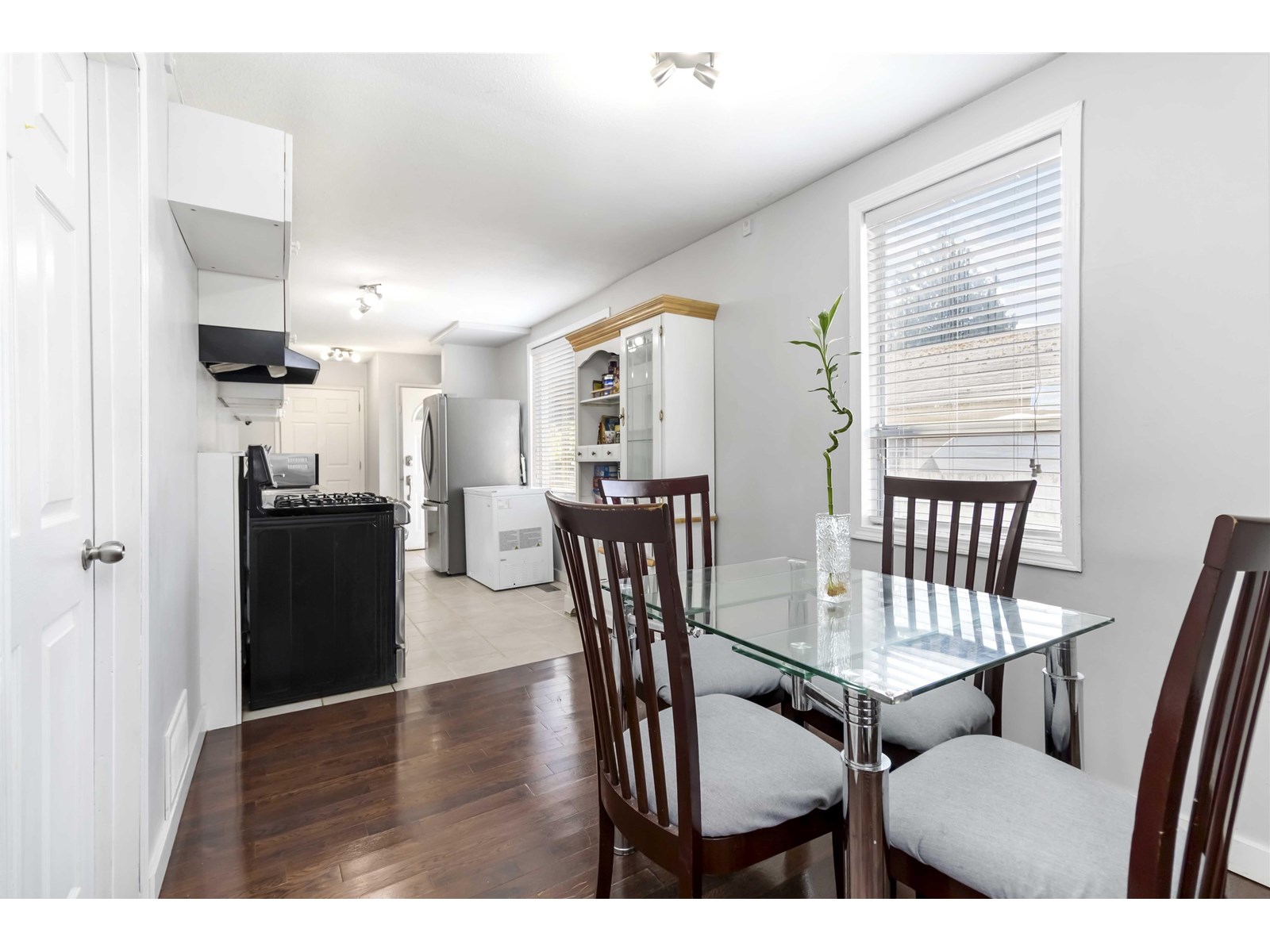 8872 Elm Drive, Chilliwack Proper South Property Photo 1