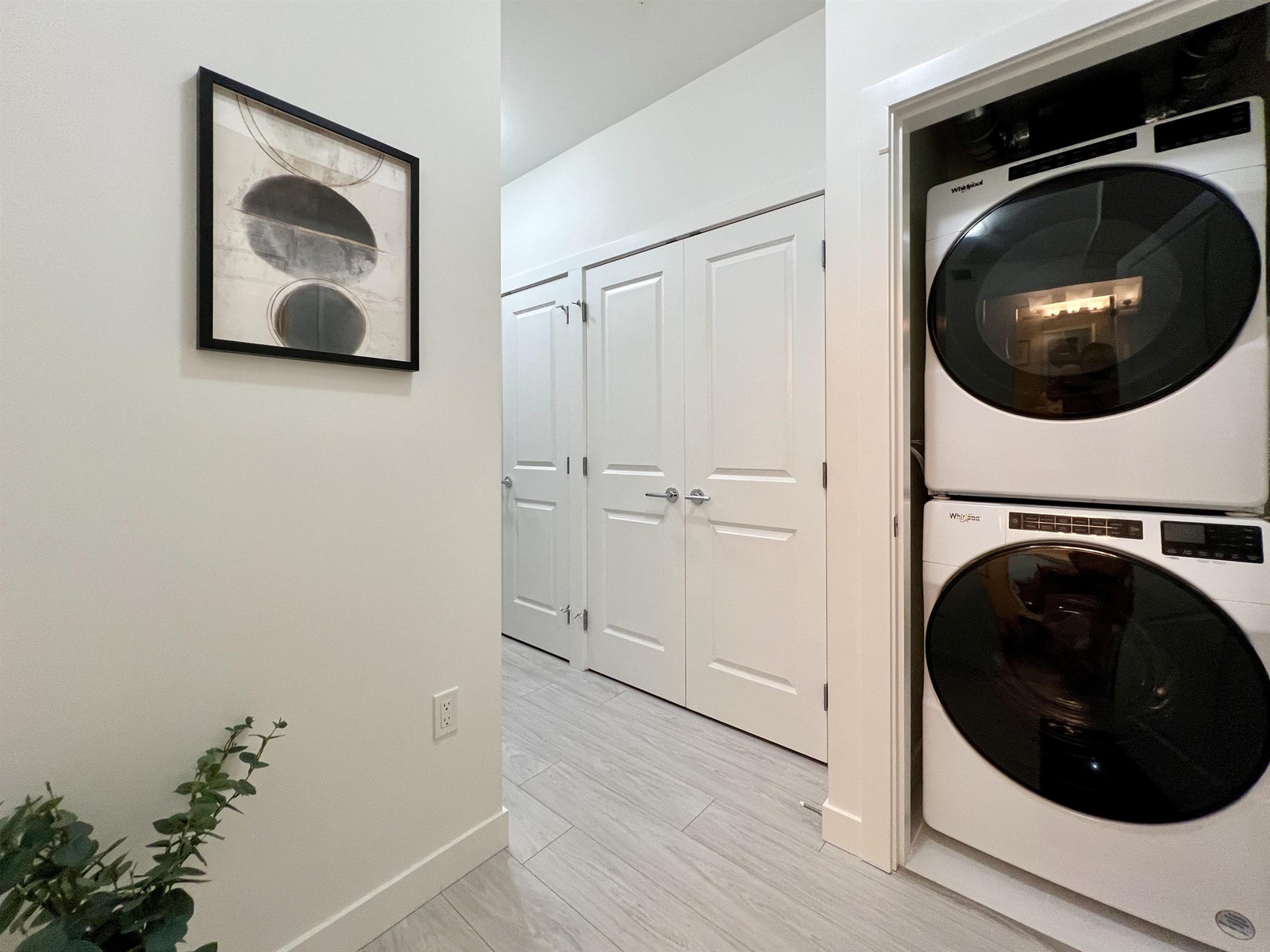 B225 20834 80 Avenue Property Photo 11