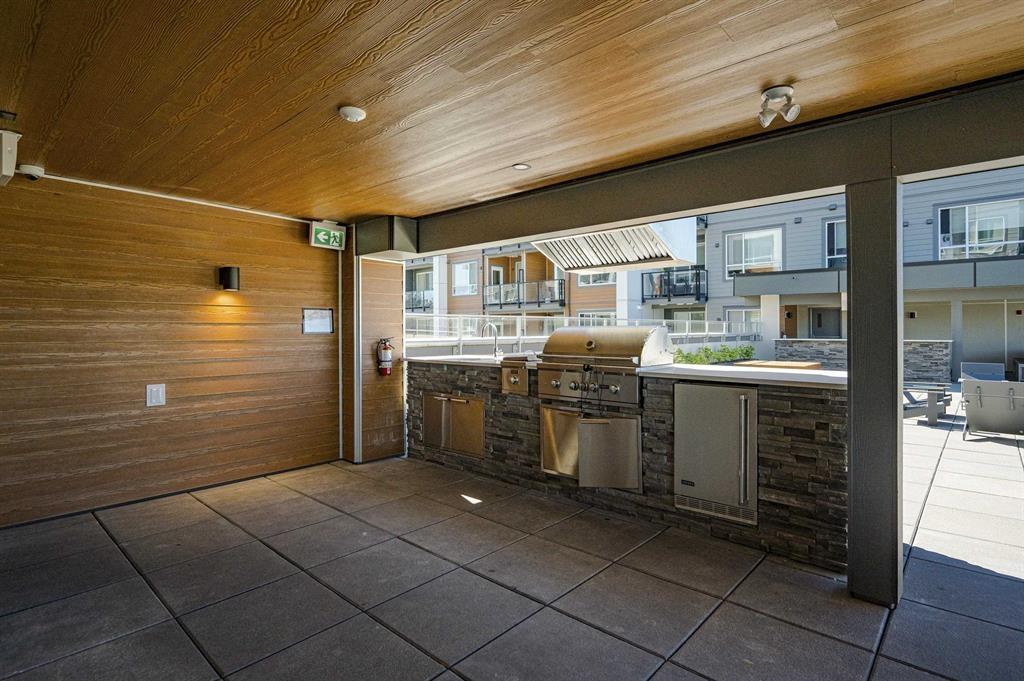 B225 20834 80 Avenue Property Photo 15