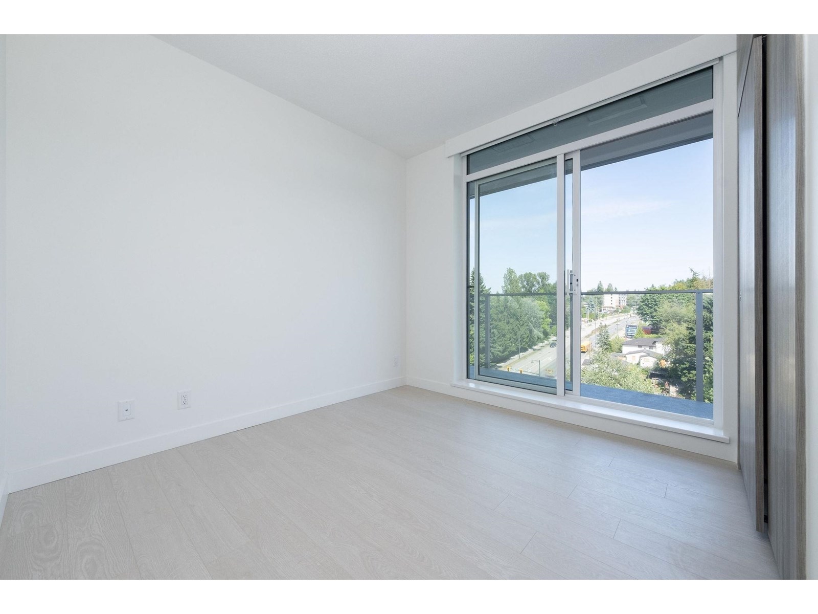 1104 13778 100 Avenue Property Photo 9