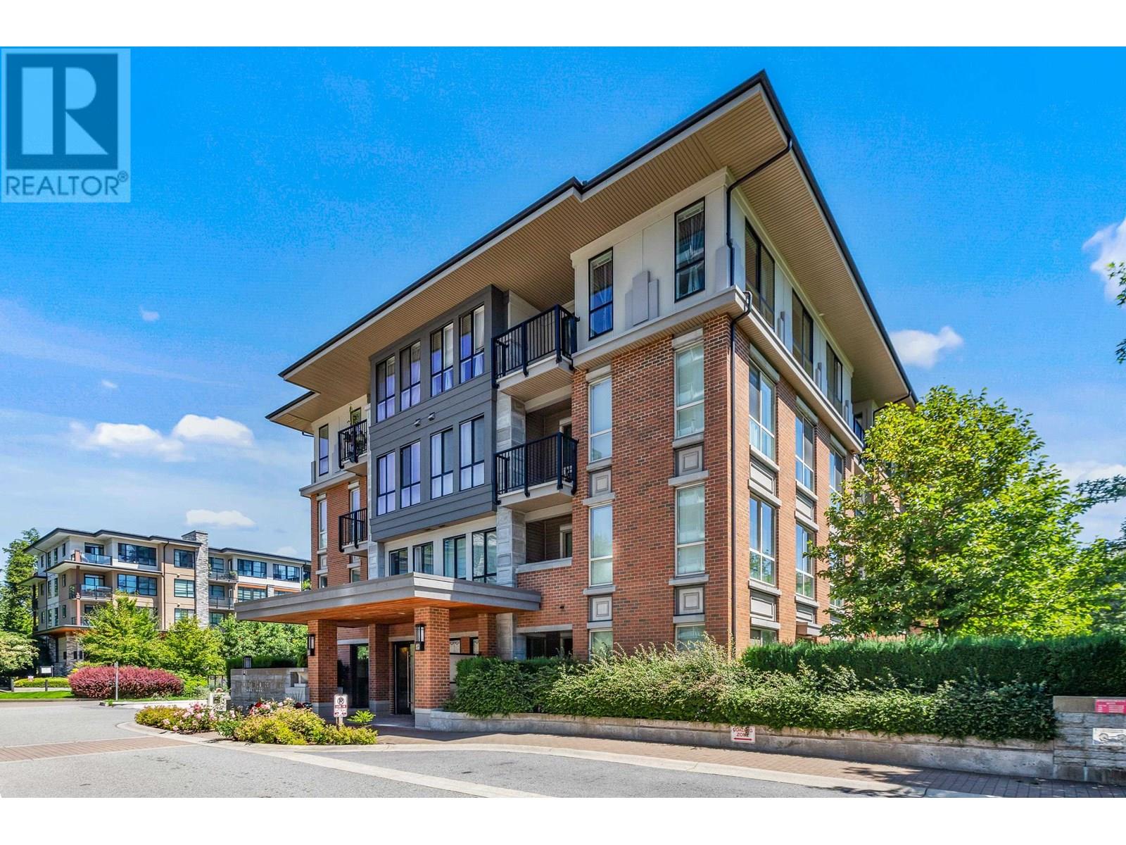 102 1135 WINDSOR MEWS Property Photo 1
