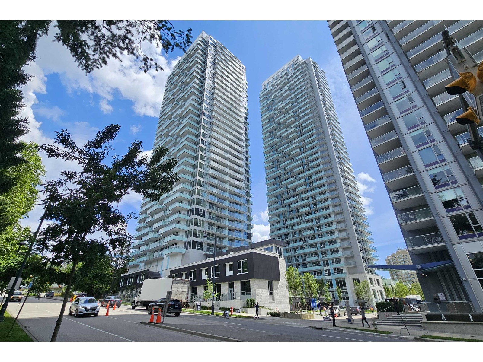 910 13778 100 AVENUE Property Photo 1
