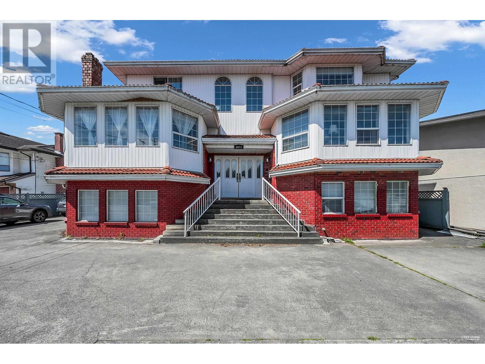 8071 NO. 4 ROAD Property Photo 1