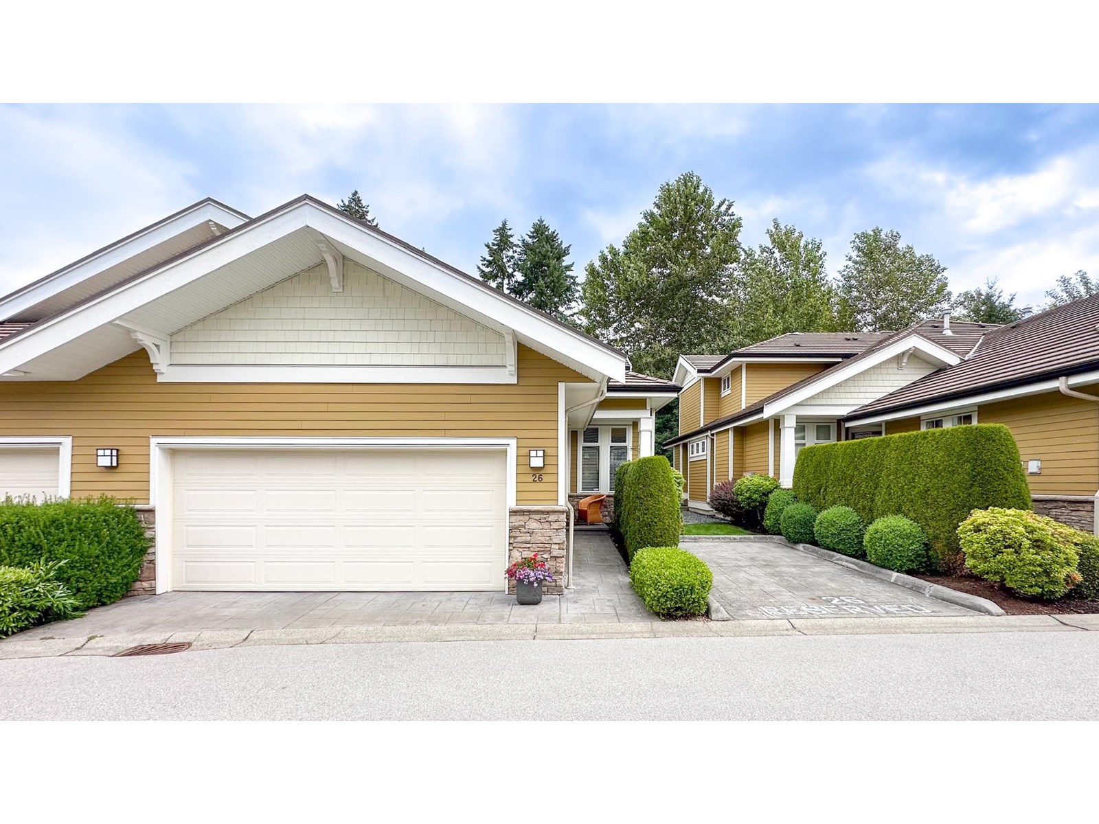 26 14655 32 AVENUE Property Photo 1