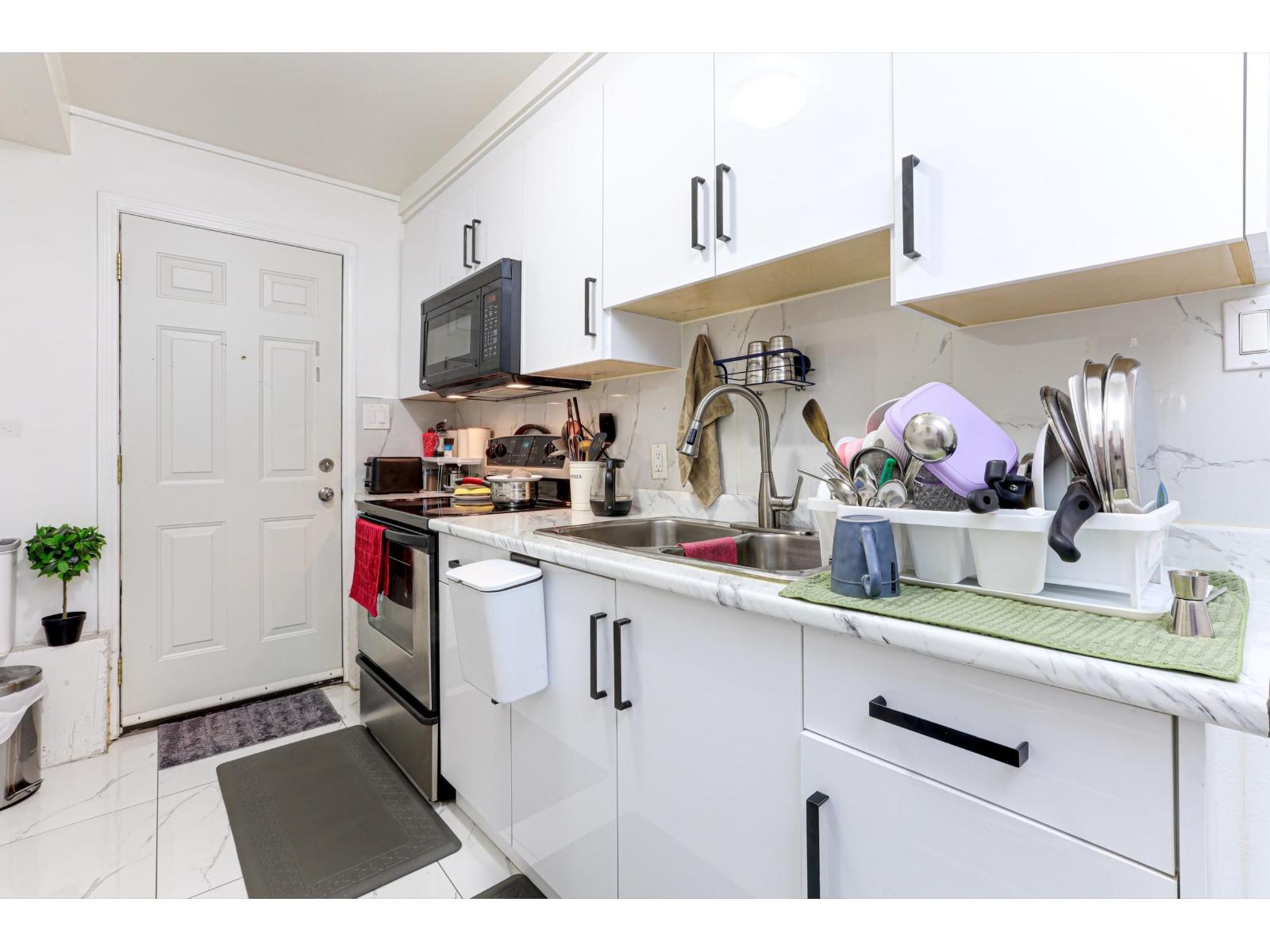 15720 Aster Property Photo 12