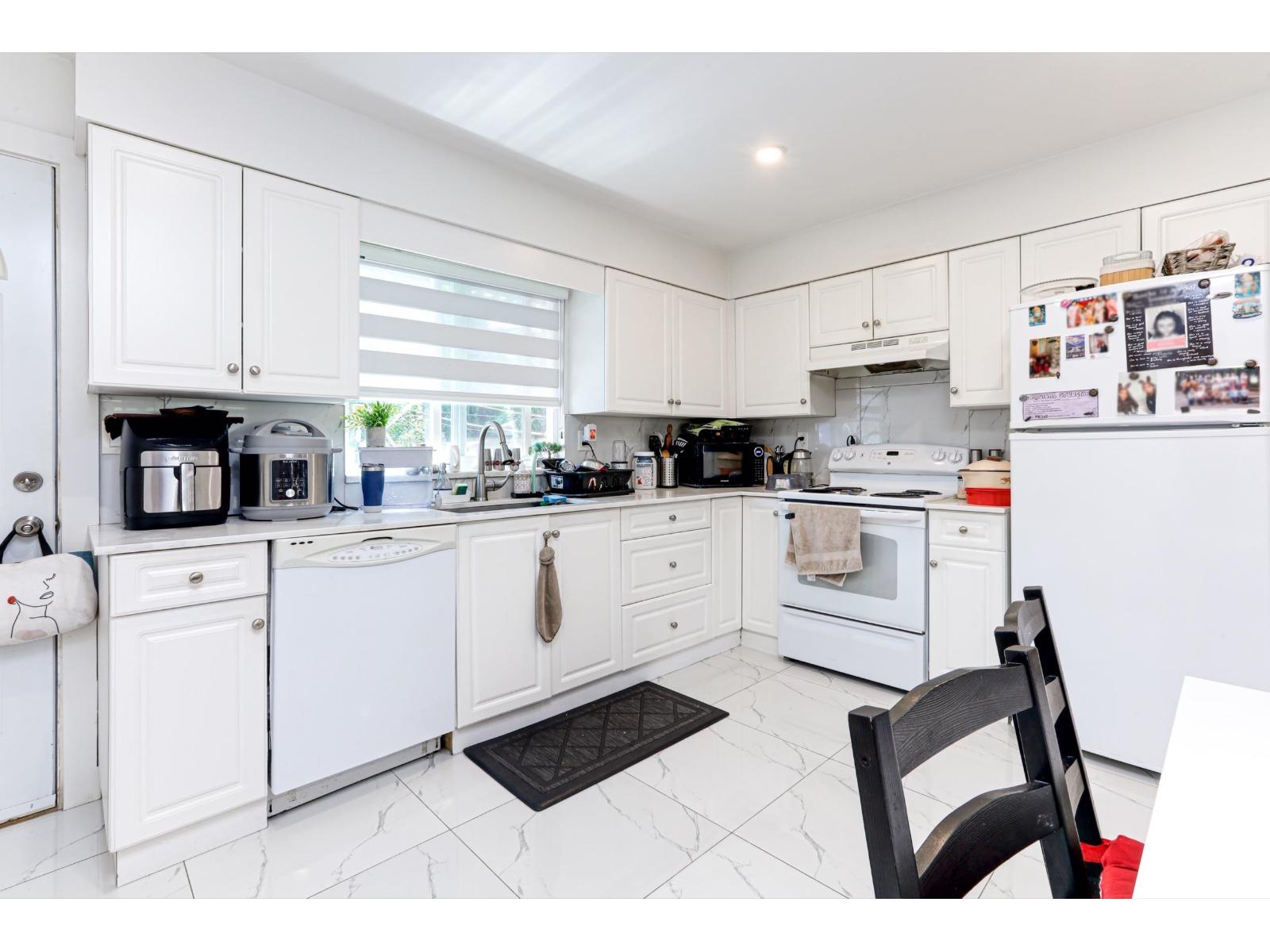 15720 Aster Property Photo 20