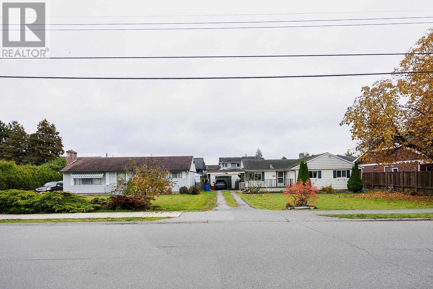 4638 53 STREET Property Photo 1