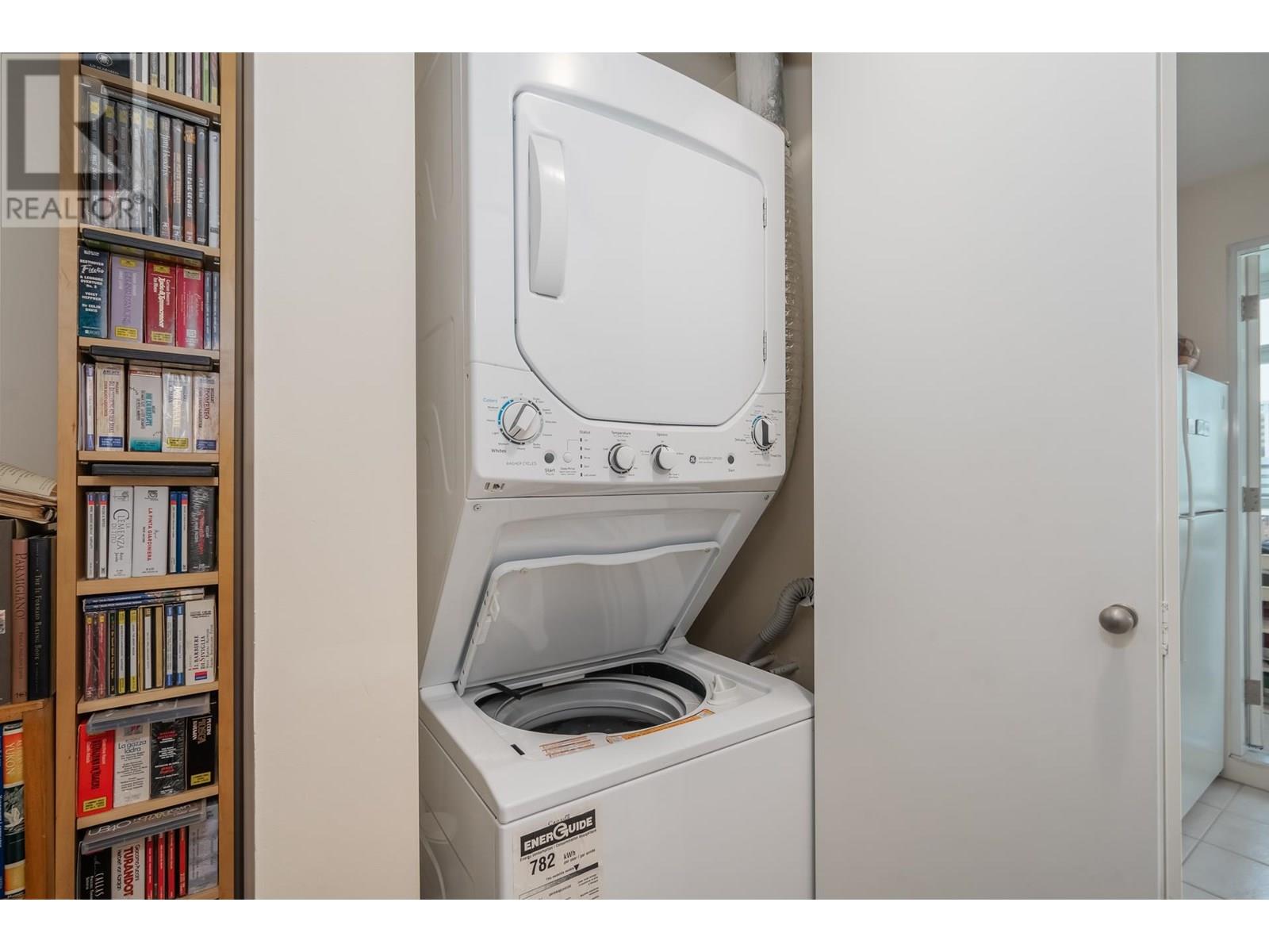1604 438 Seymour Street Property Photo 16