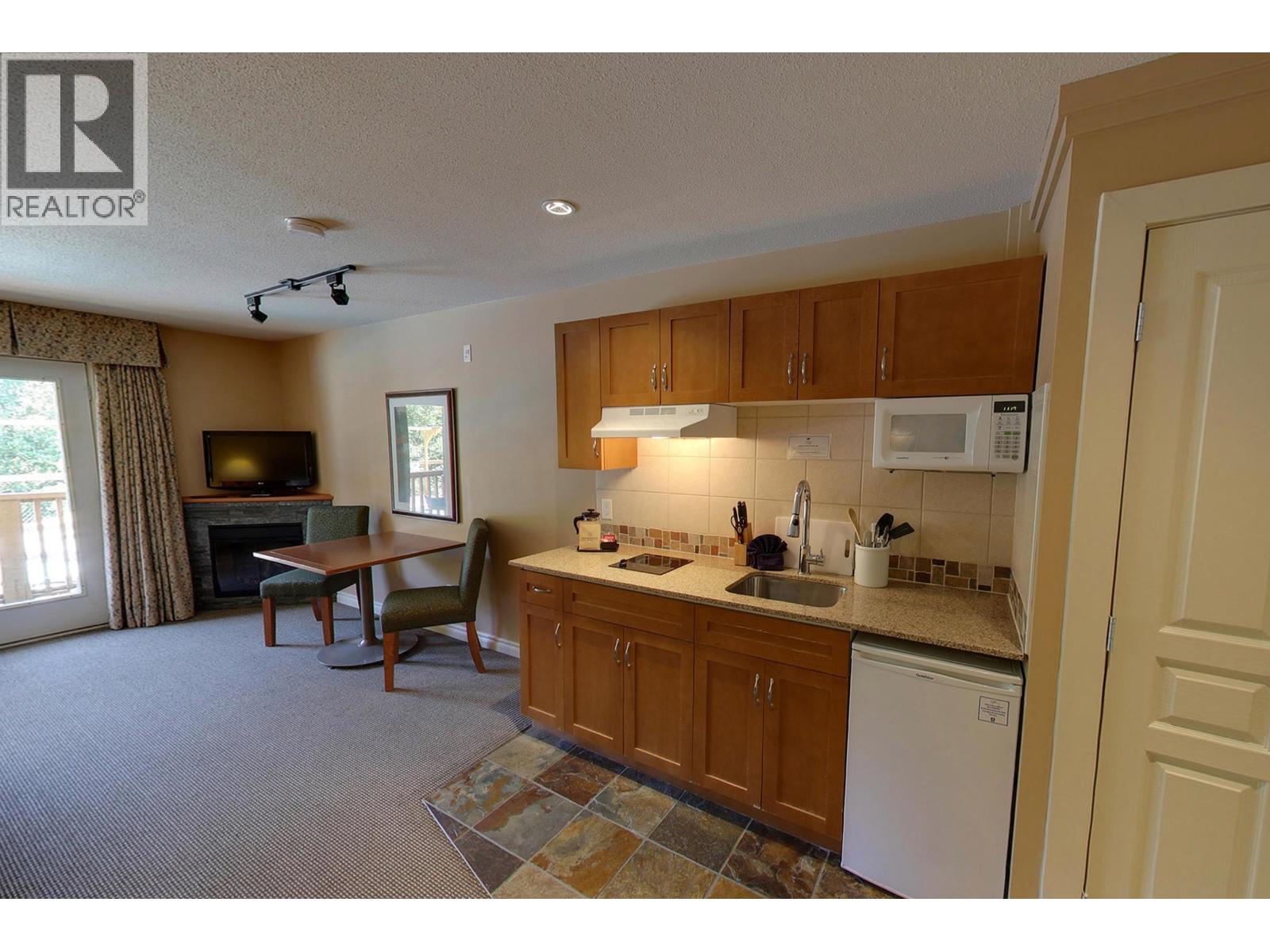 114 1490 Highway 99 Highway Property Photo 6
