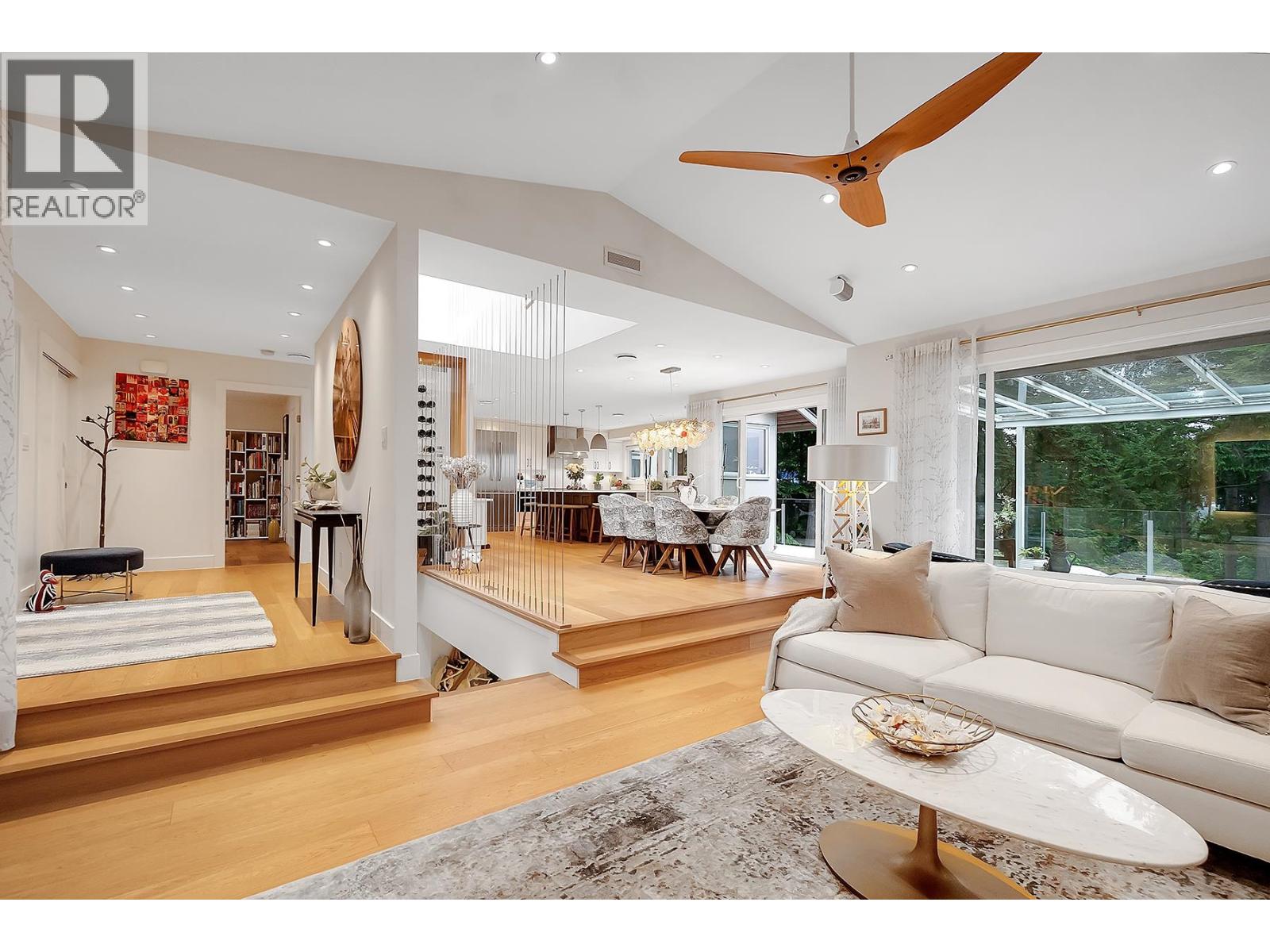 3706 Southridge Place Property Photo 2