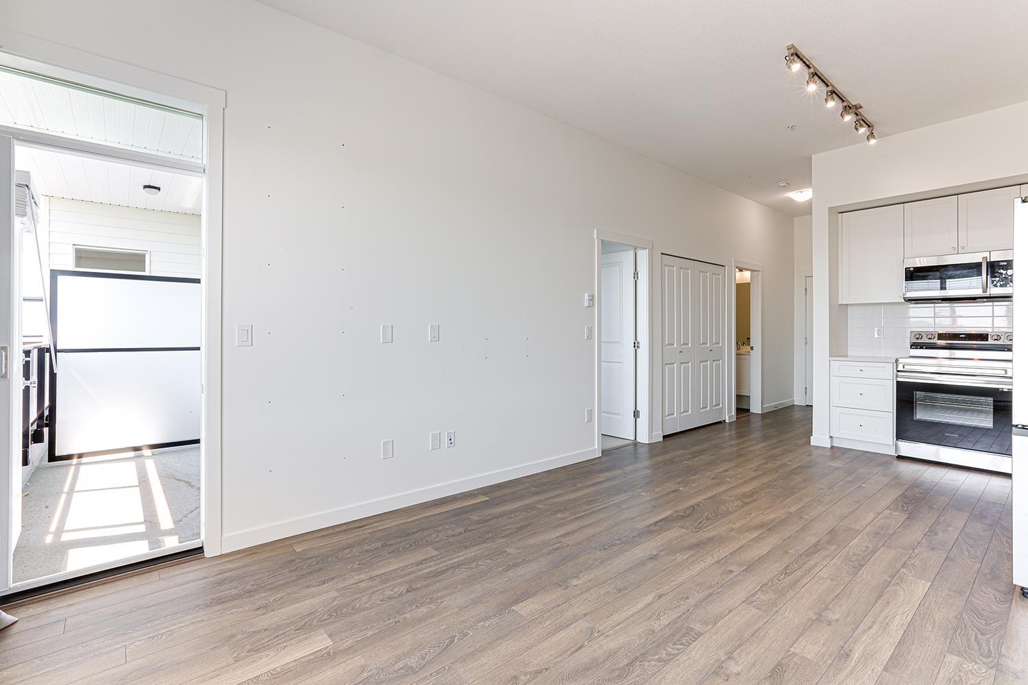 610 15858 Fraser Highway Property Photo 6