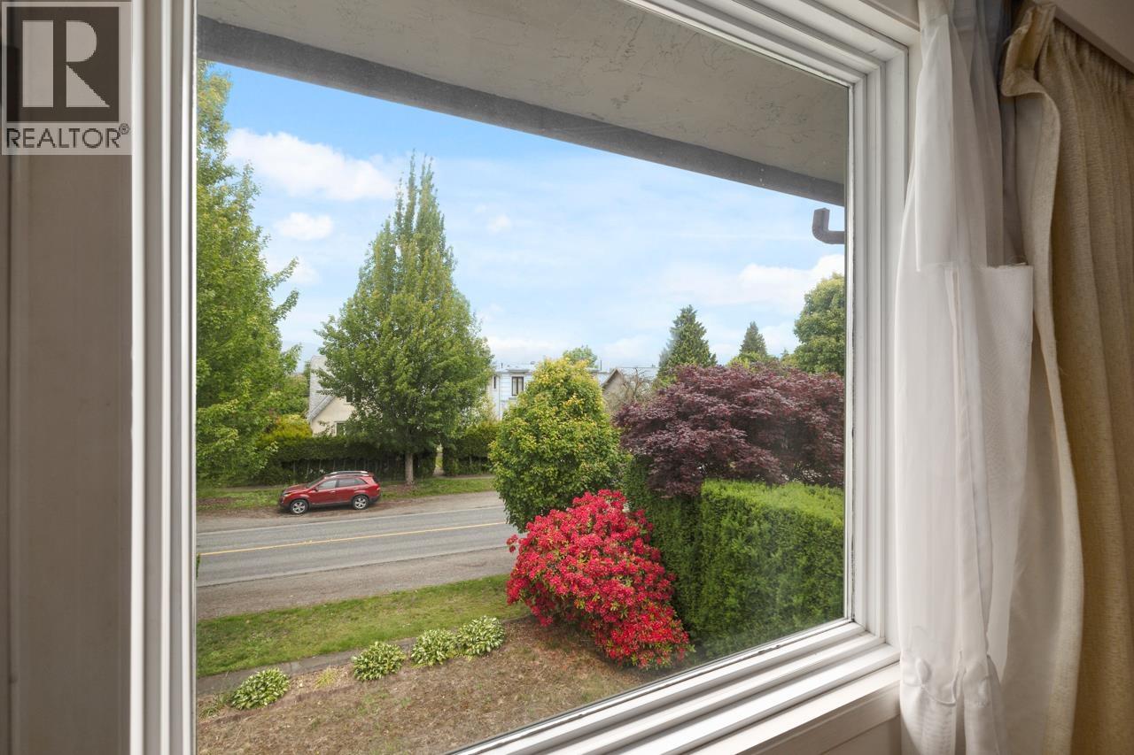 2676 West 33rd Avenue Property Photo 30