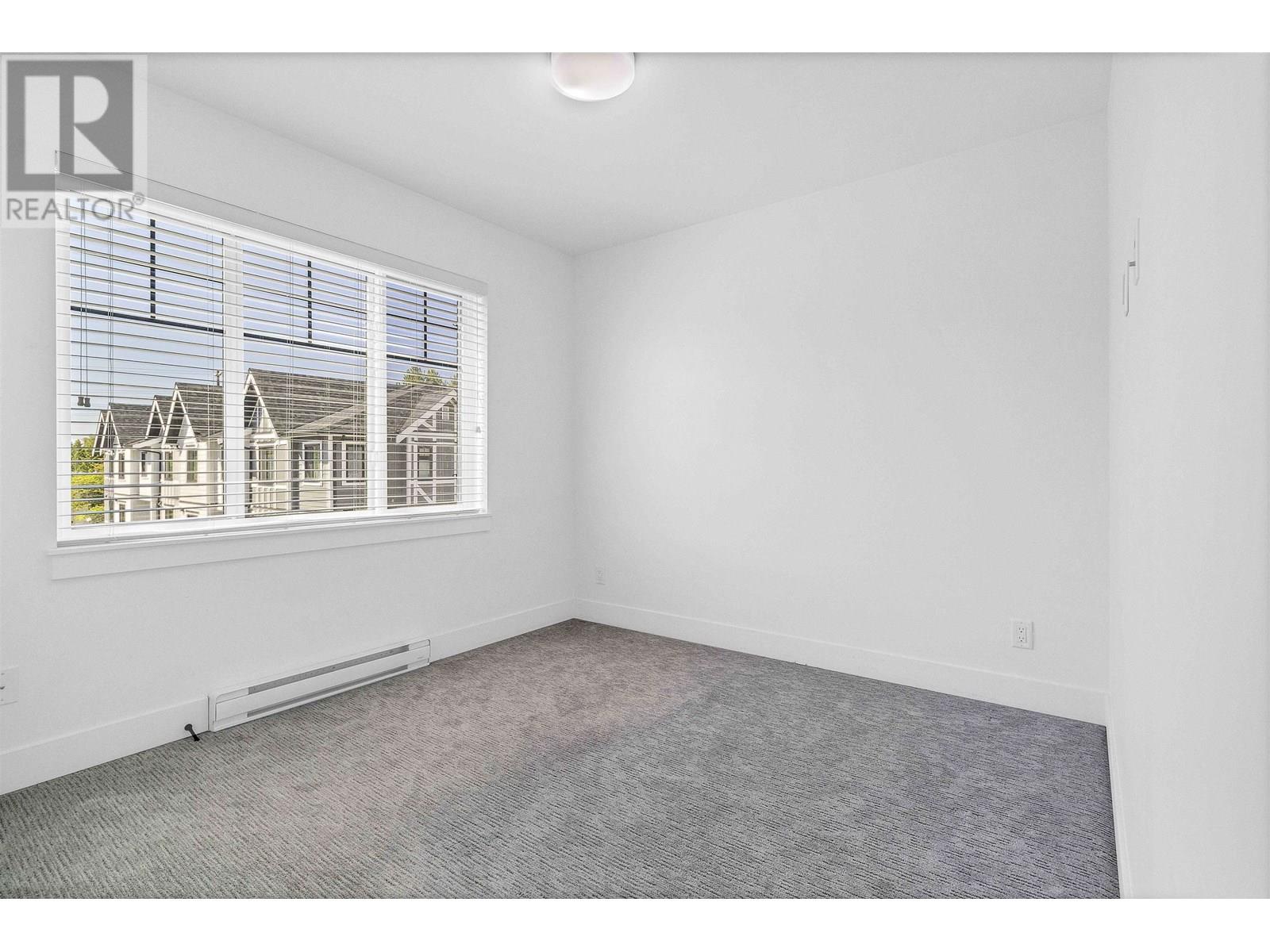 3 12018 237 Street Property Photo 23