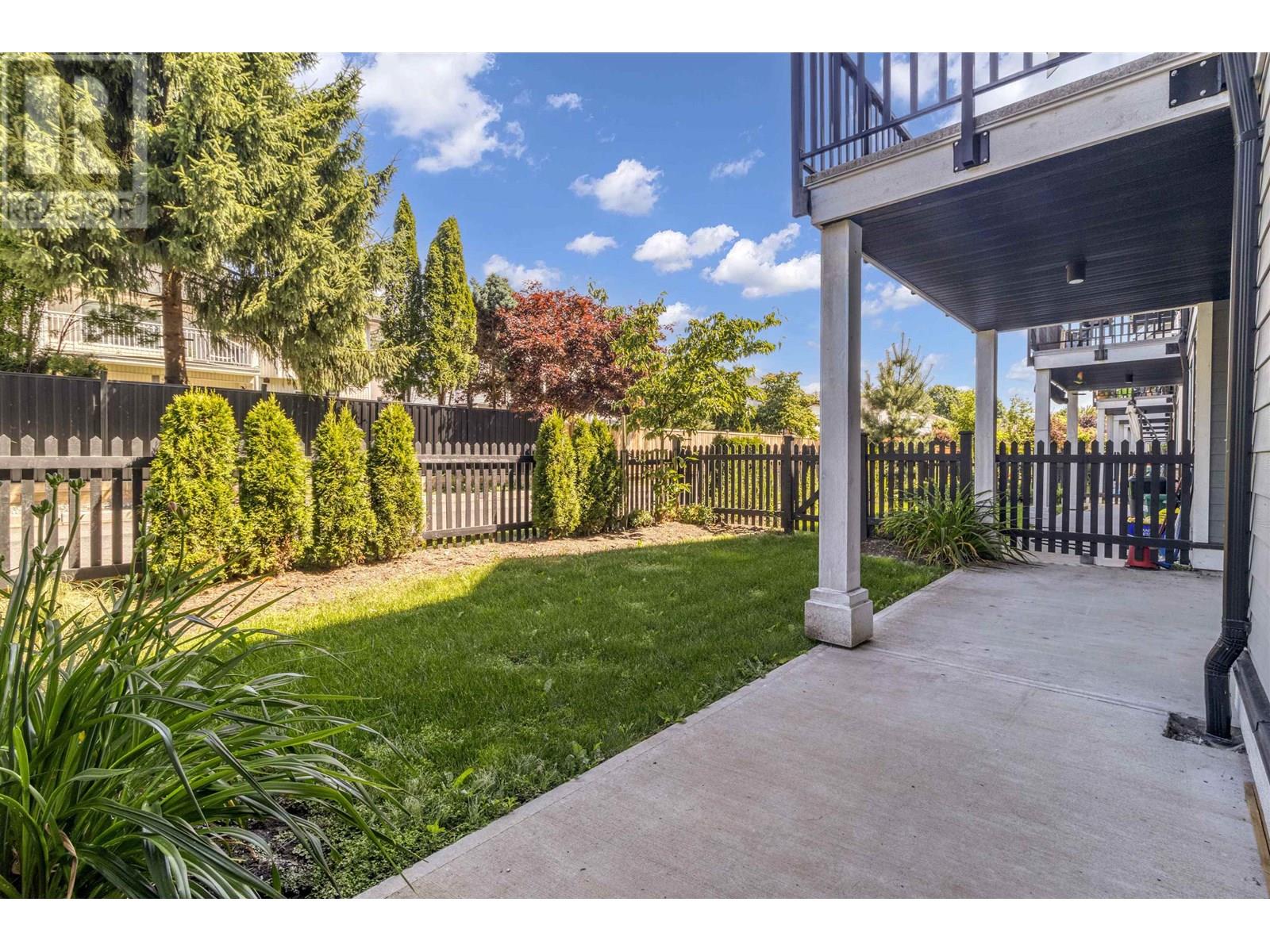 3 12018 237 Street Property Photo 30