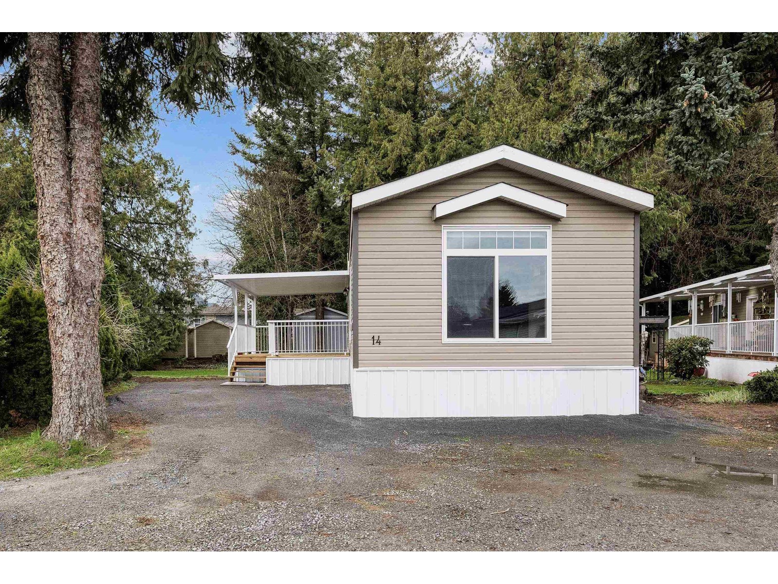 14 6035 VEDDER ROAD, Sardis South Property Photo 1