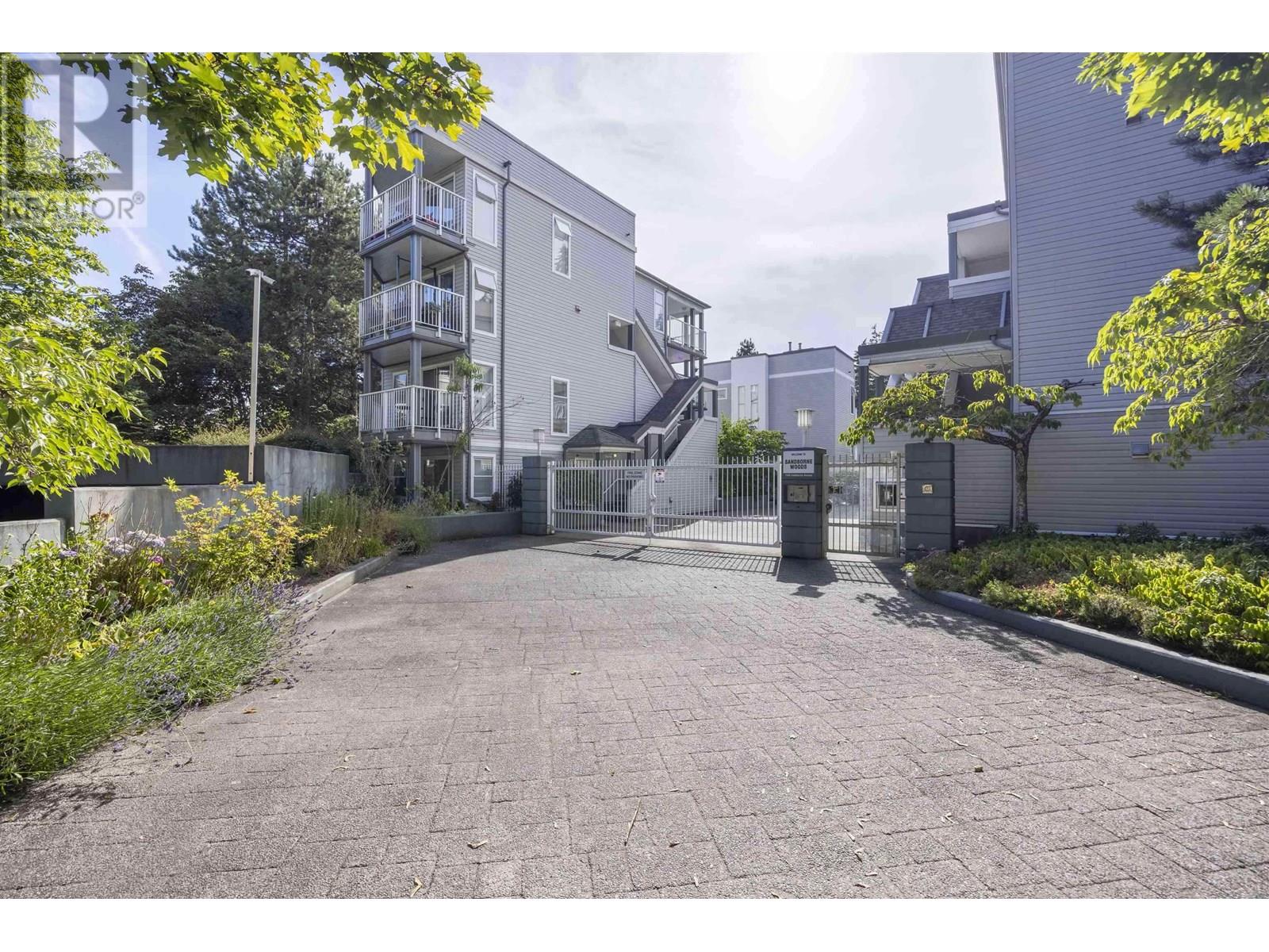 40 7345 SANDBORNE AVENUE Property Photo 1