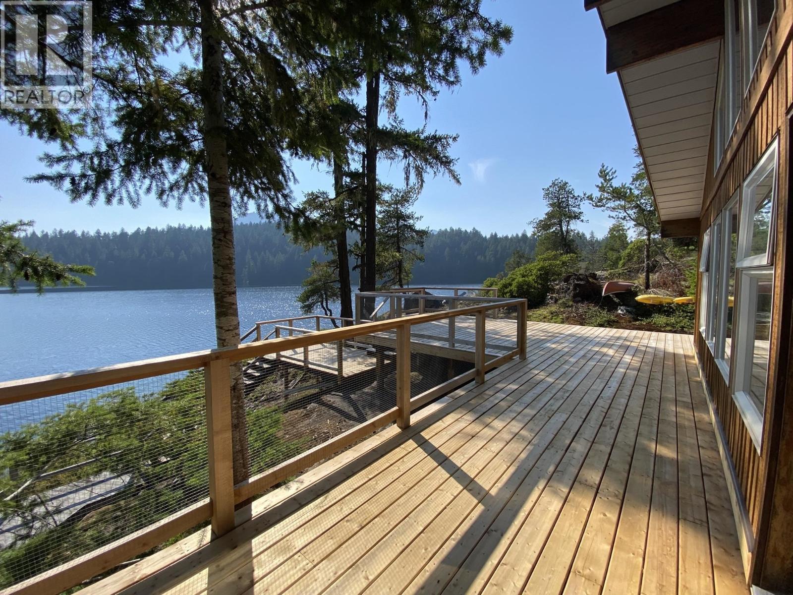 Dl 6692 West Lake Property Photo 18