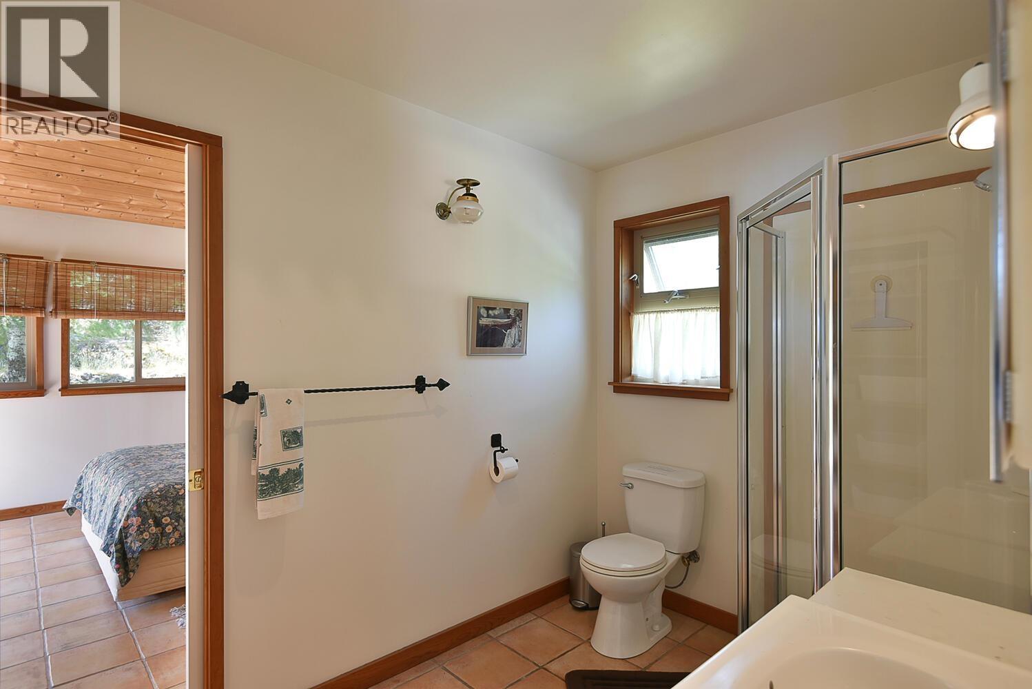 Dl 6692 West Lake Property Photo 23