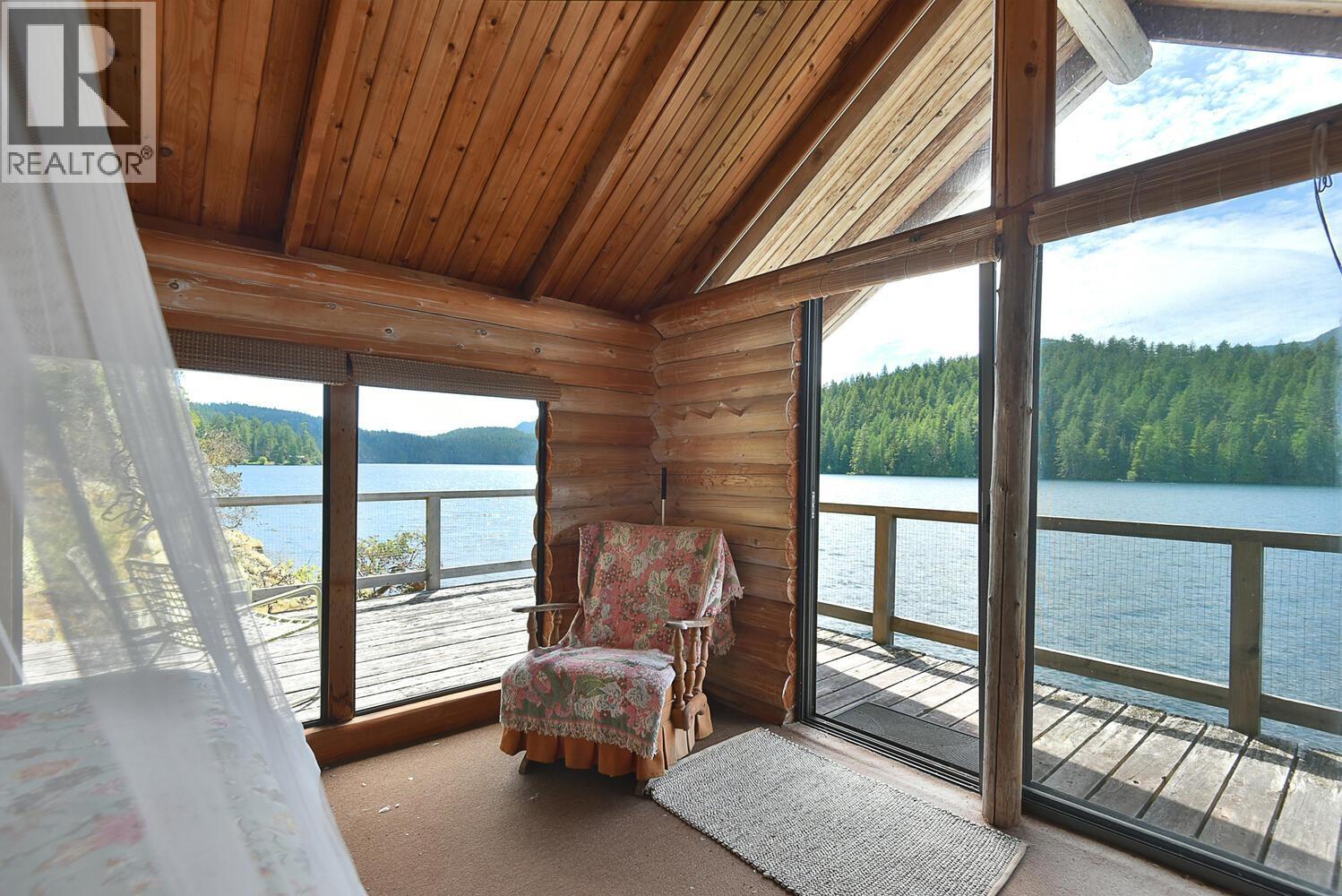 Dl 6692 West Lake Property Photo 30
