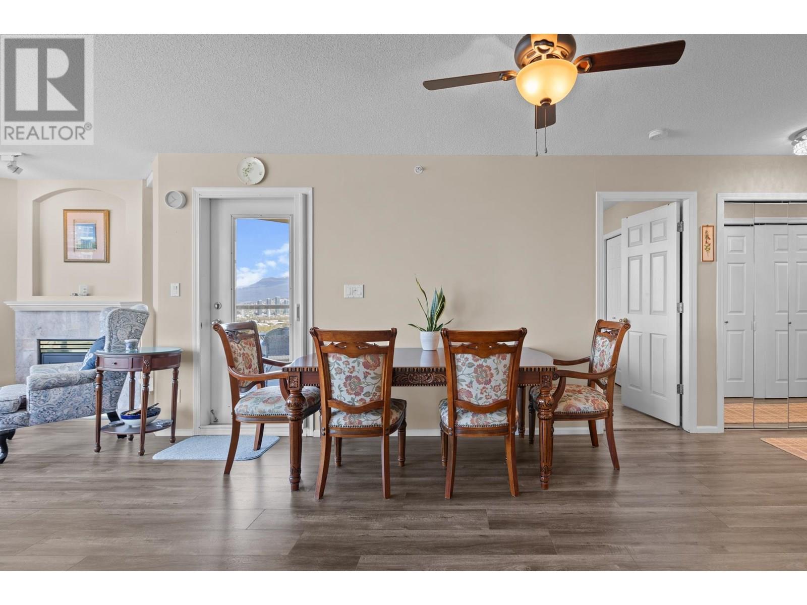 1606 4505 Hazel Street Property Photo 9