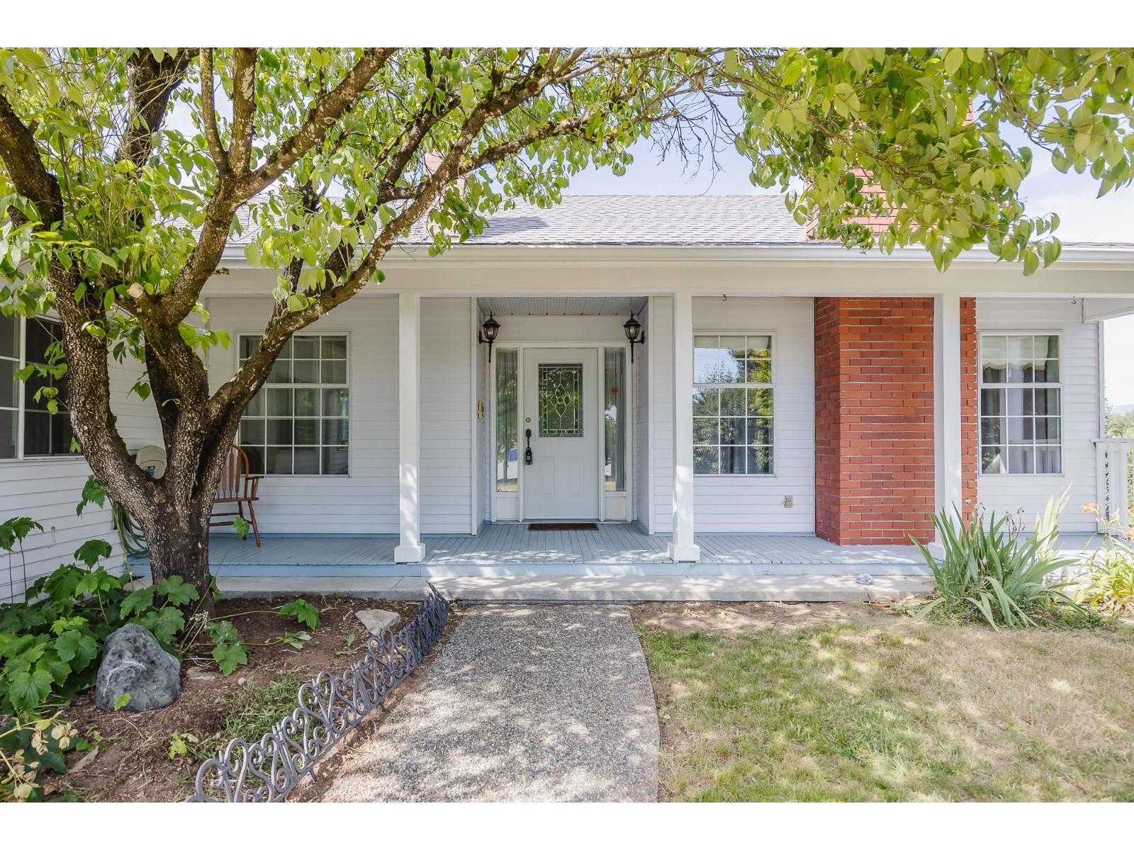33033 Banff Place Property Photo 1