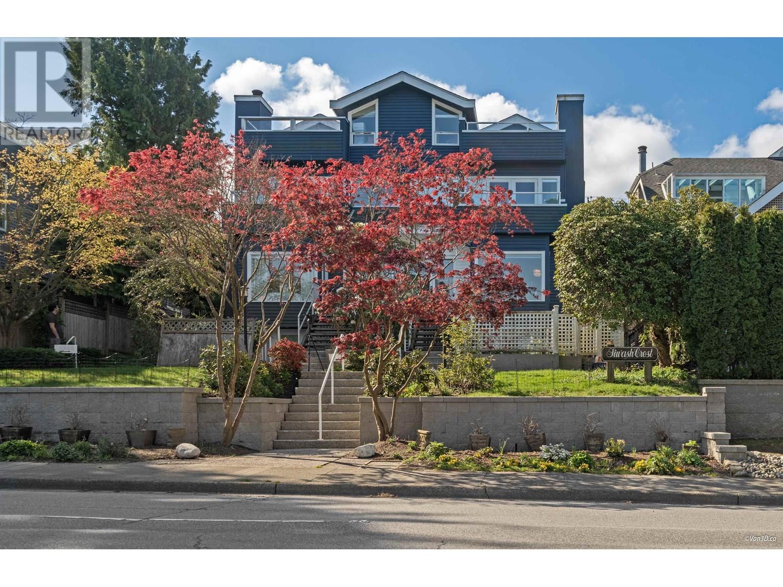 2530 CORNWALL AVENUE Property Photo 1