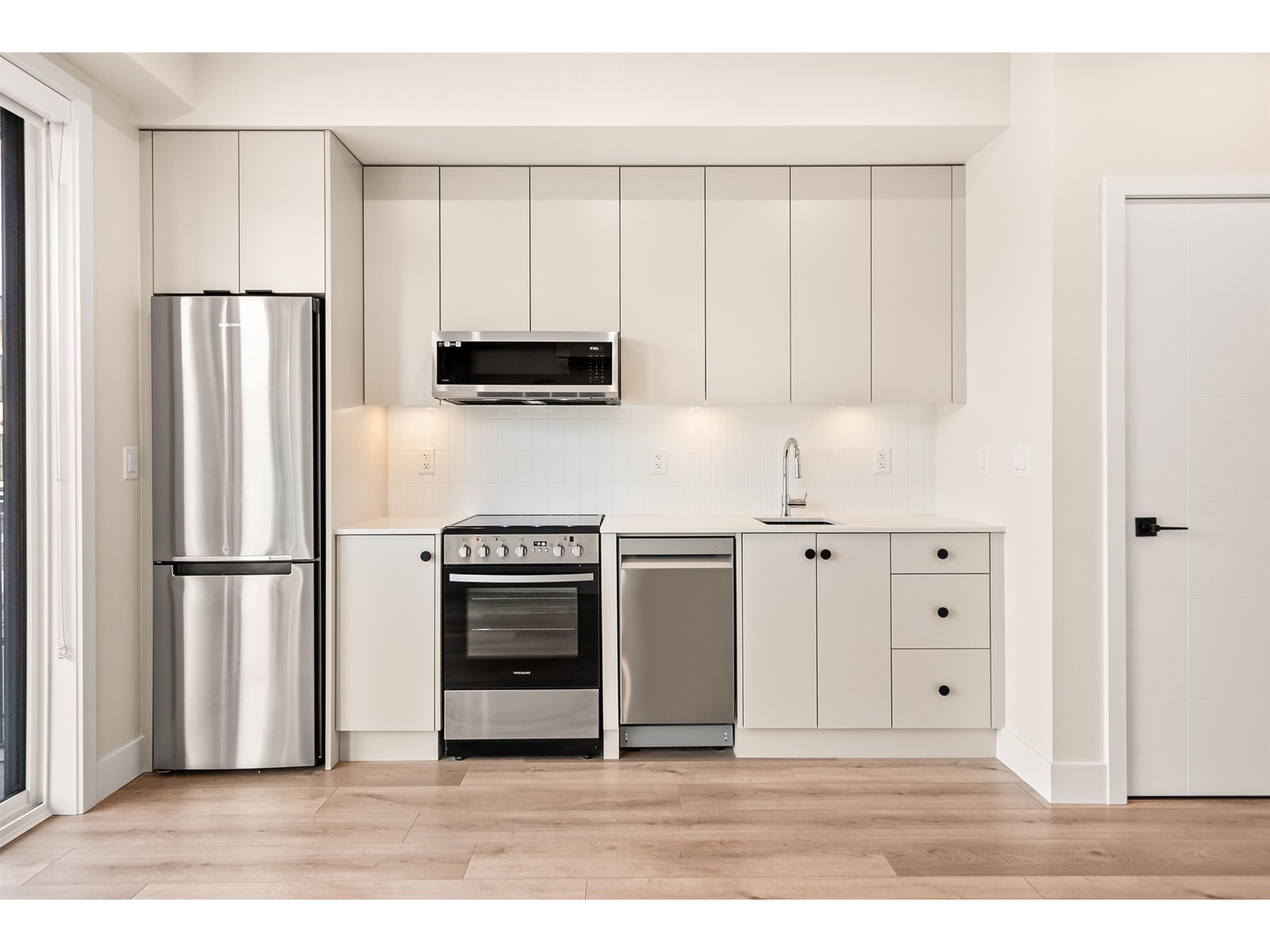 45497 Campus Drive #604 Property Photo 4