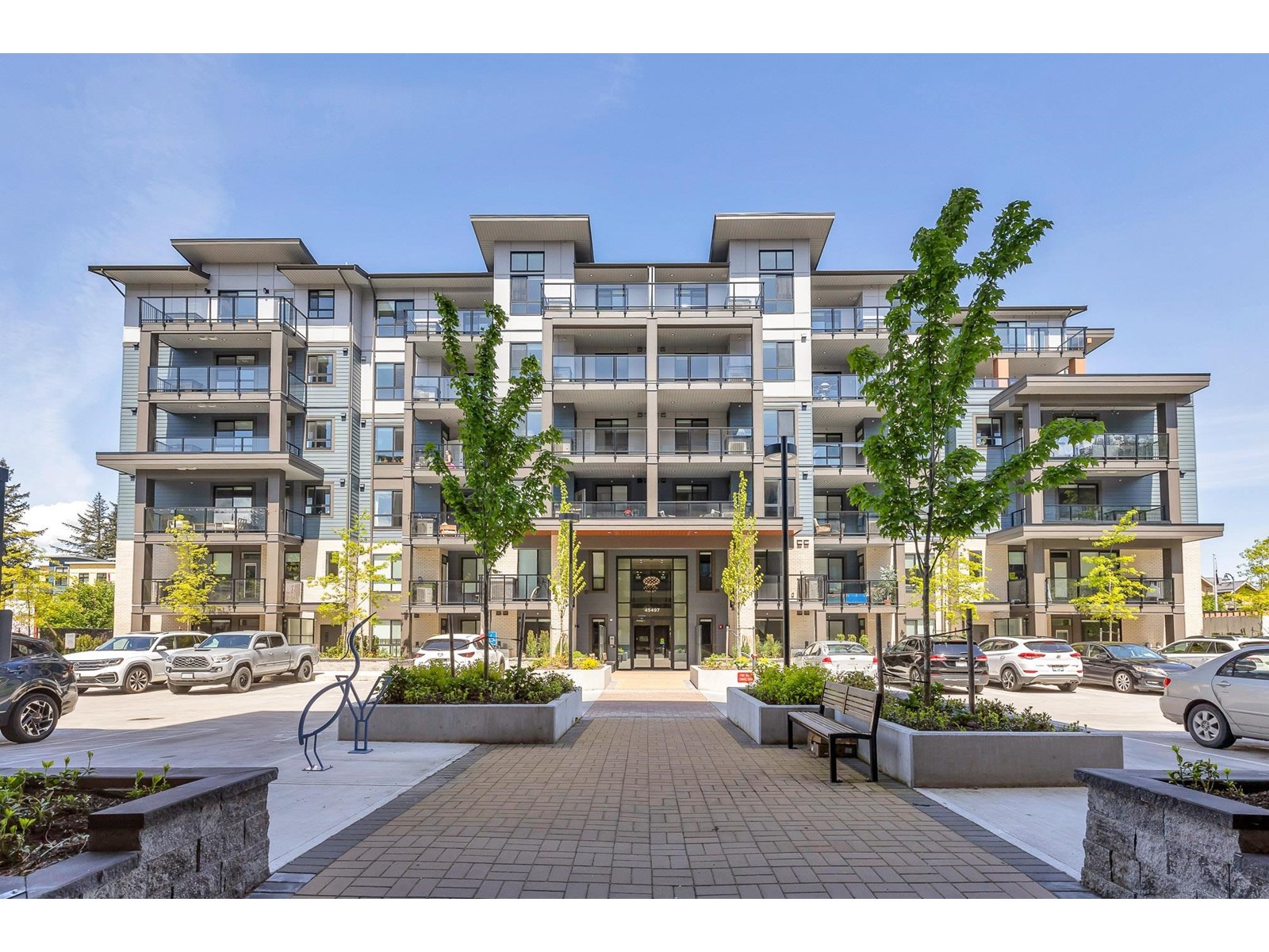 45497 CAMPUS Drive #612 Property Photo 1