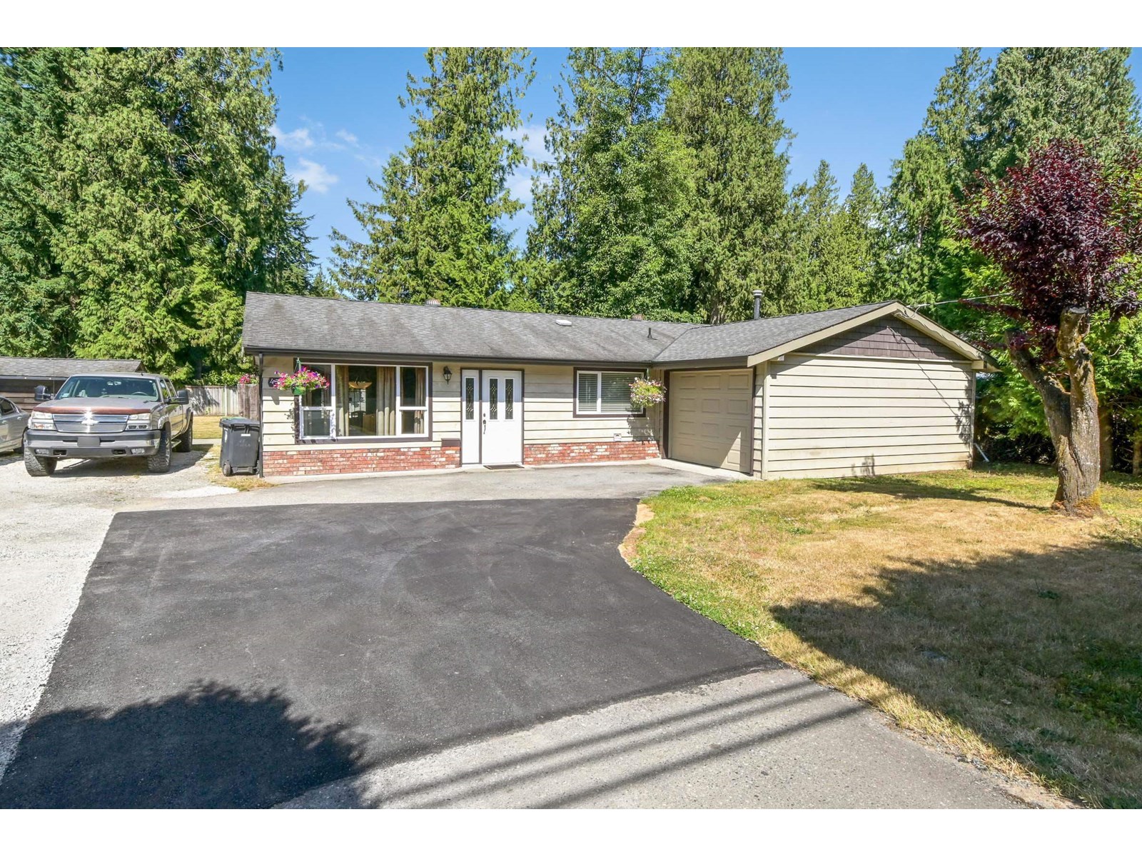 4323 200 STREET Property Photo 1