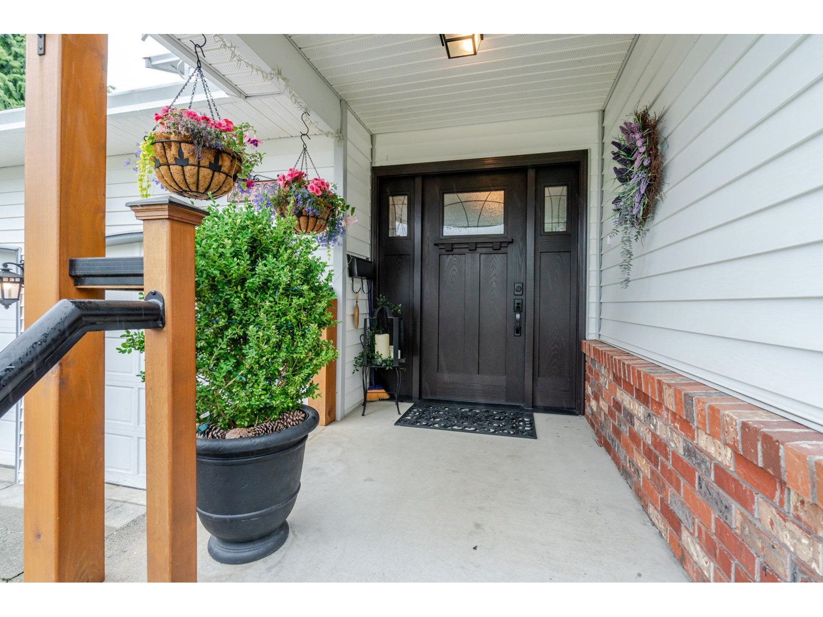 26636 30 Avenue Property Photo 1