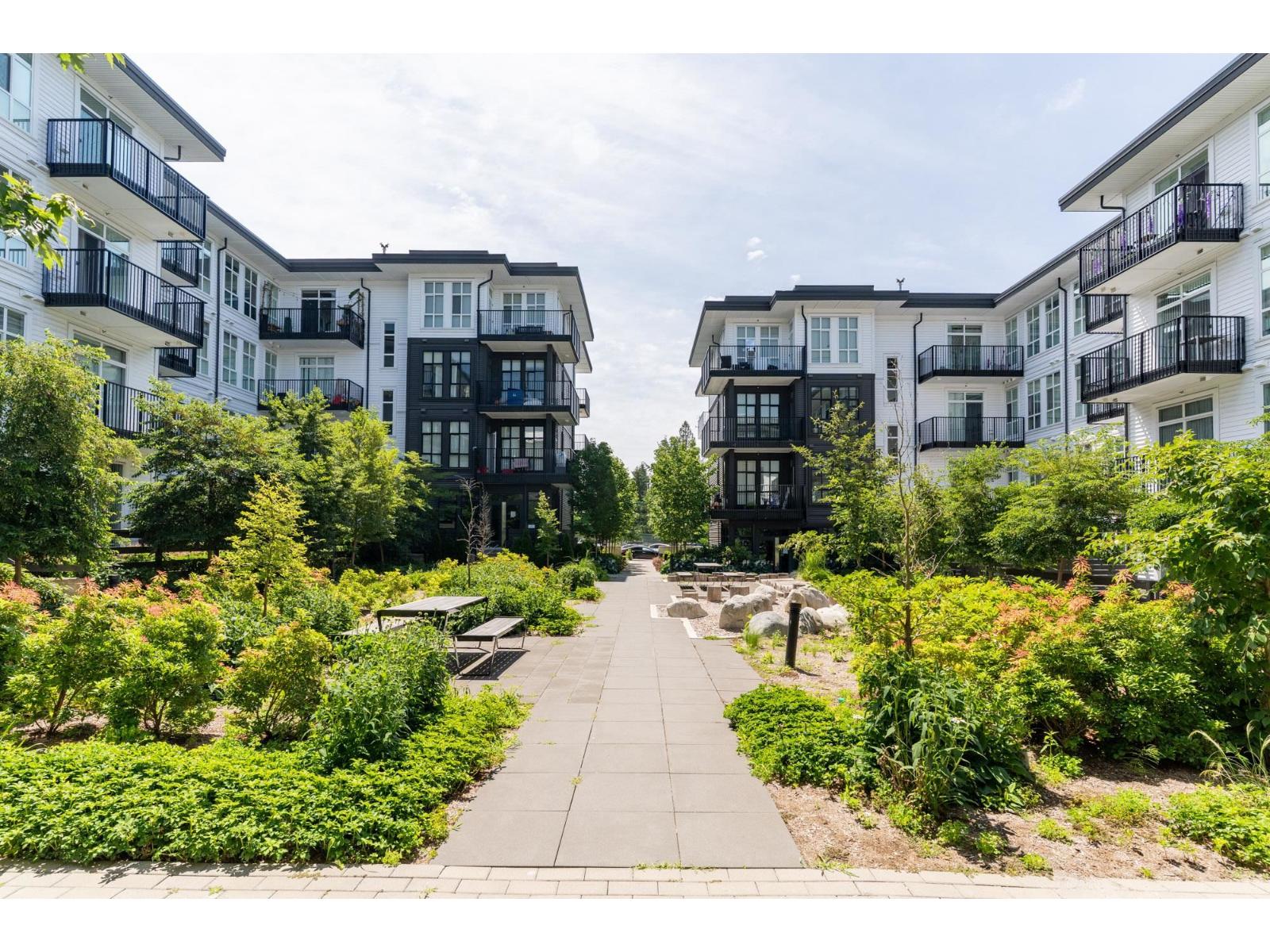 13933 105 #106 Property Photo 26