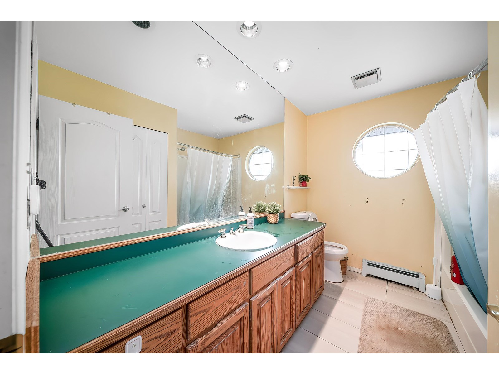 15007 75 Avenue Property Photo 25