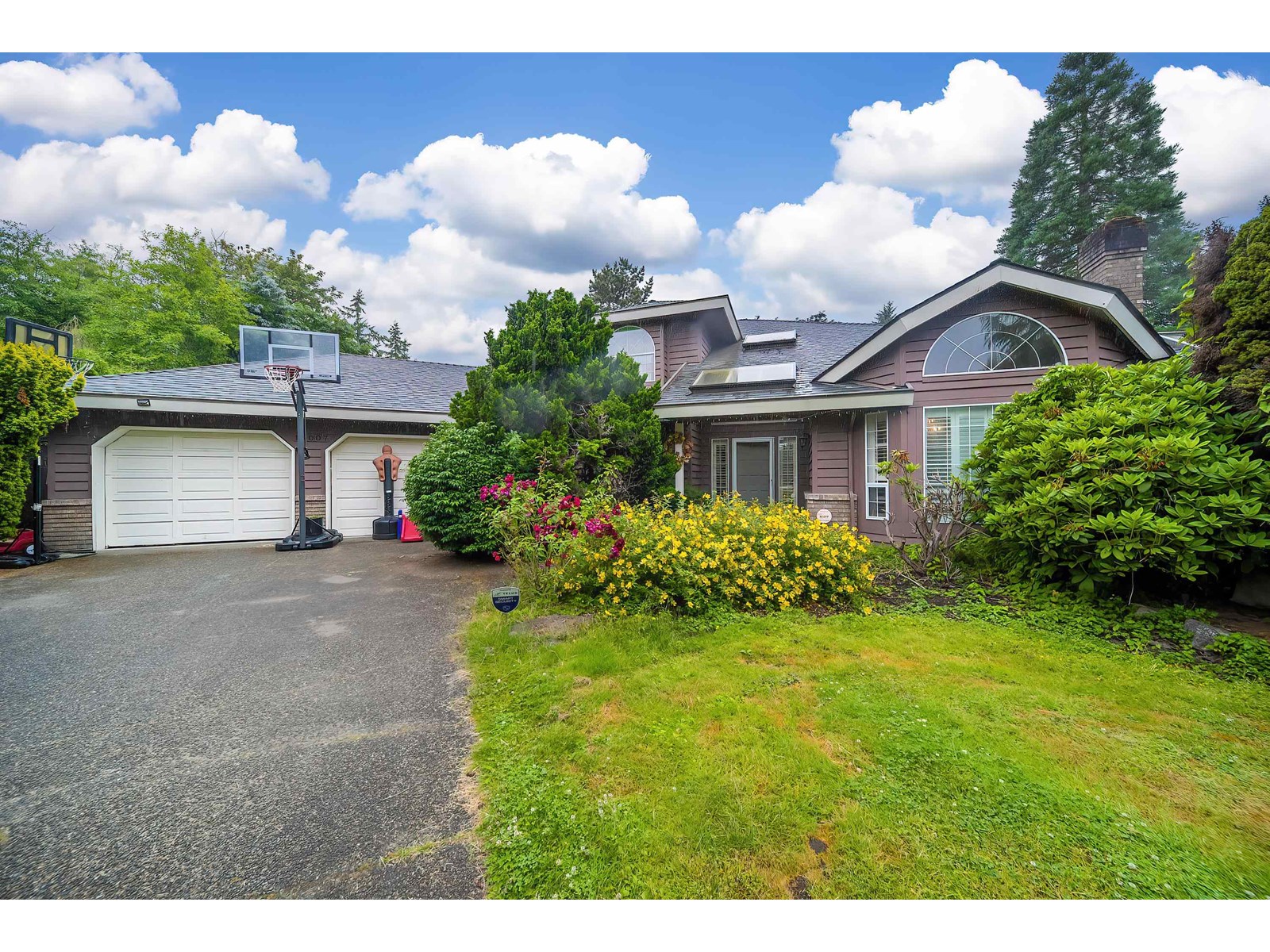 15007 75 Avenue Property Photo 27