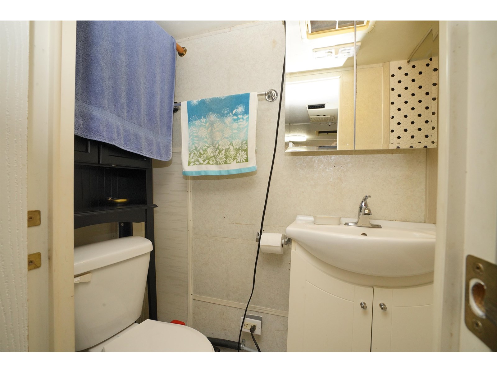 30860 Trans Canada Highway #42 Property Photo 14