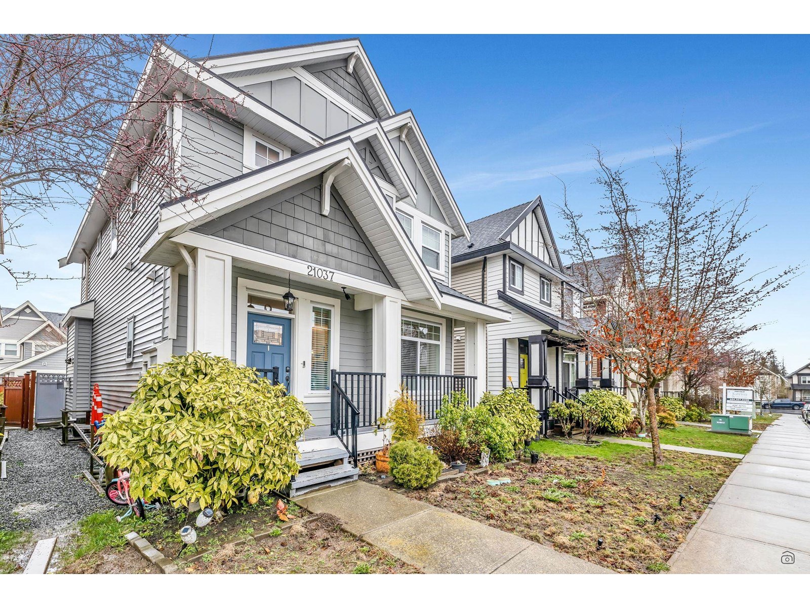 77 #21037 Property Photo 2