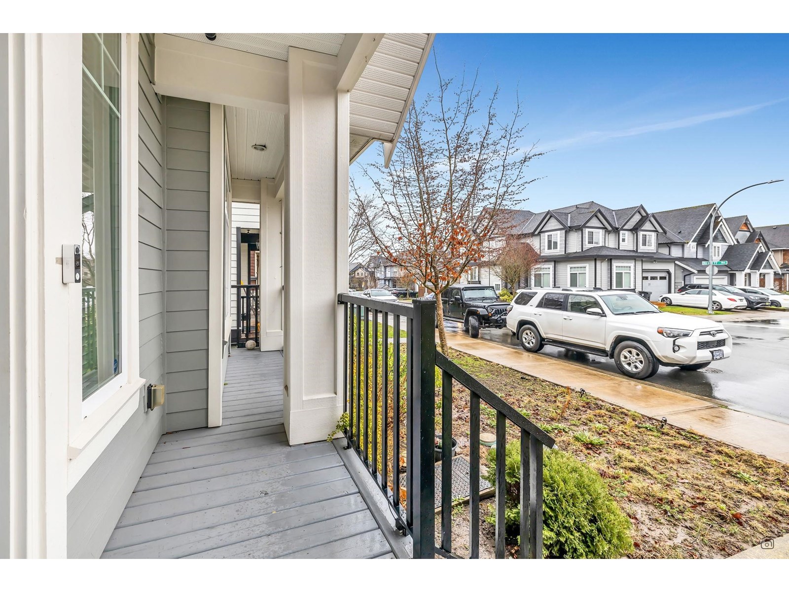 77 #21037 Property Photo 3