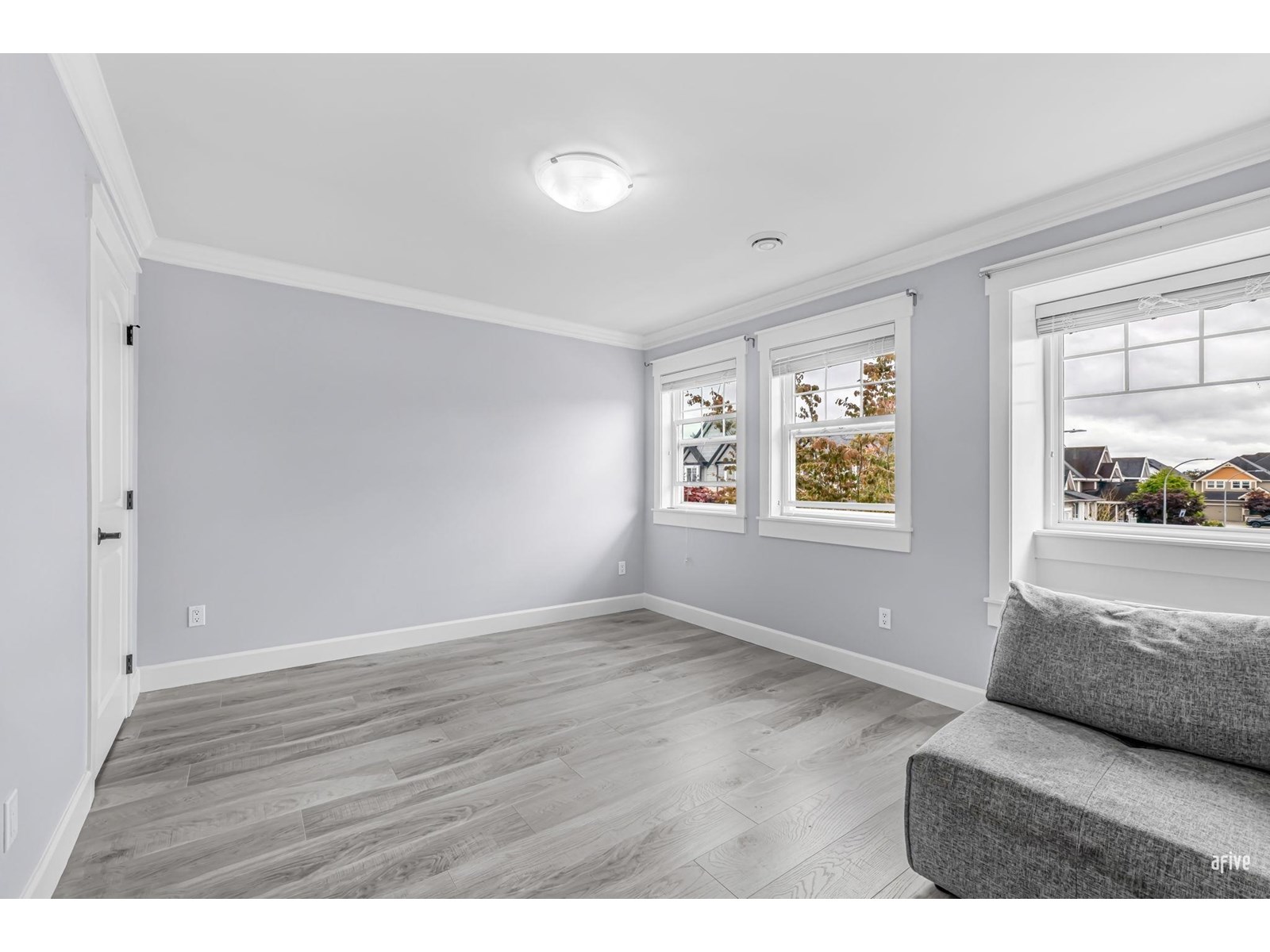 77 #21037 Property Photo 17