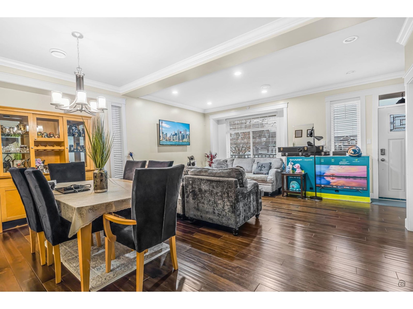 77 #21037 Property Photo 35