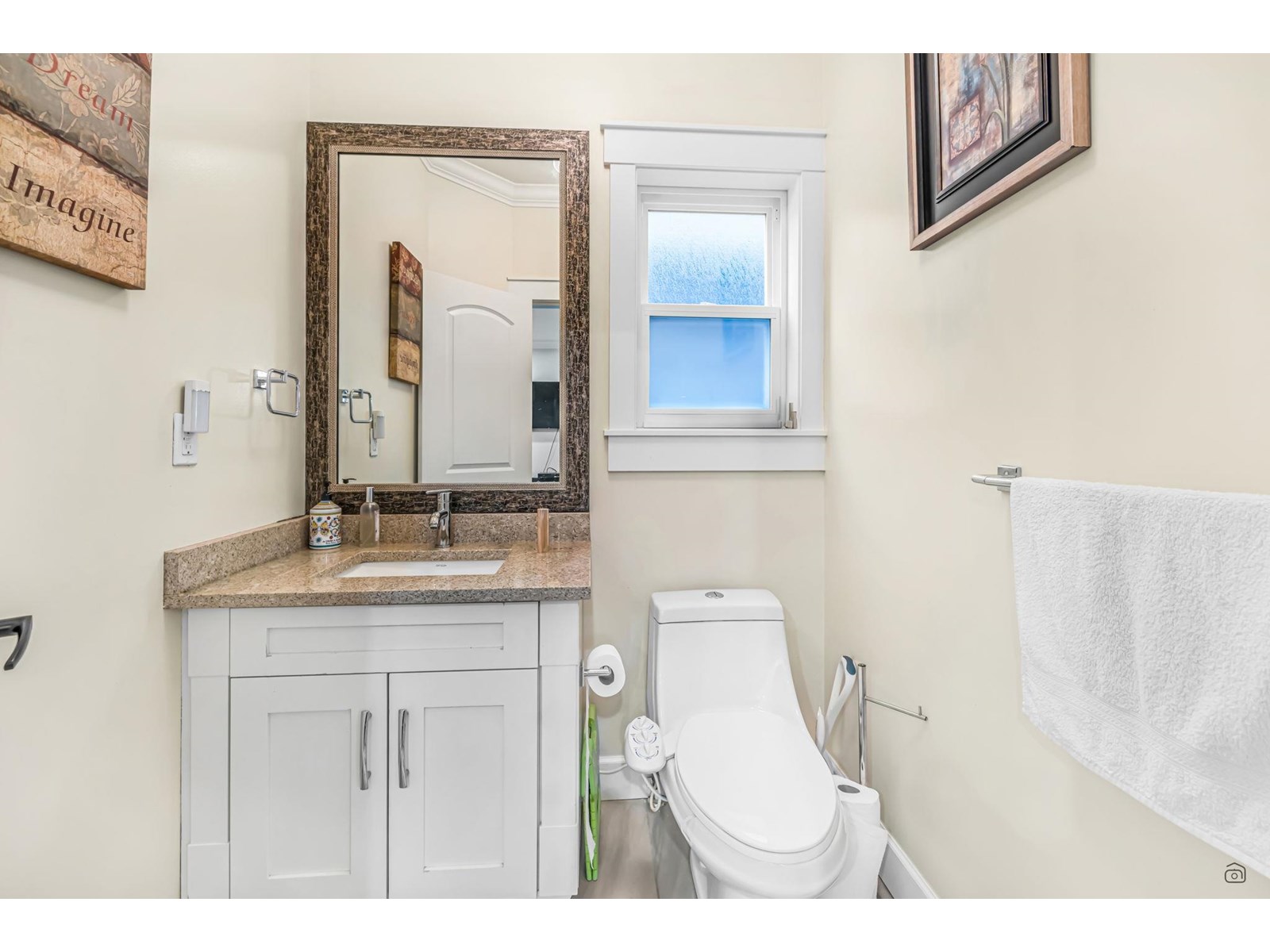 77 #21037 Property Photo 37