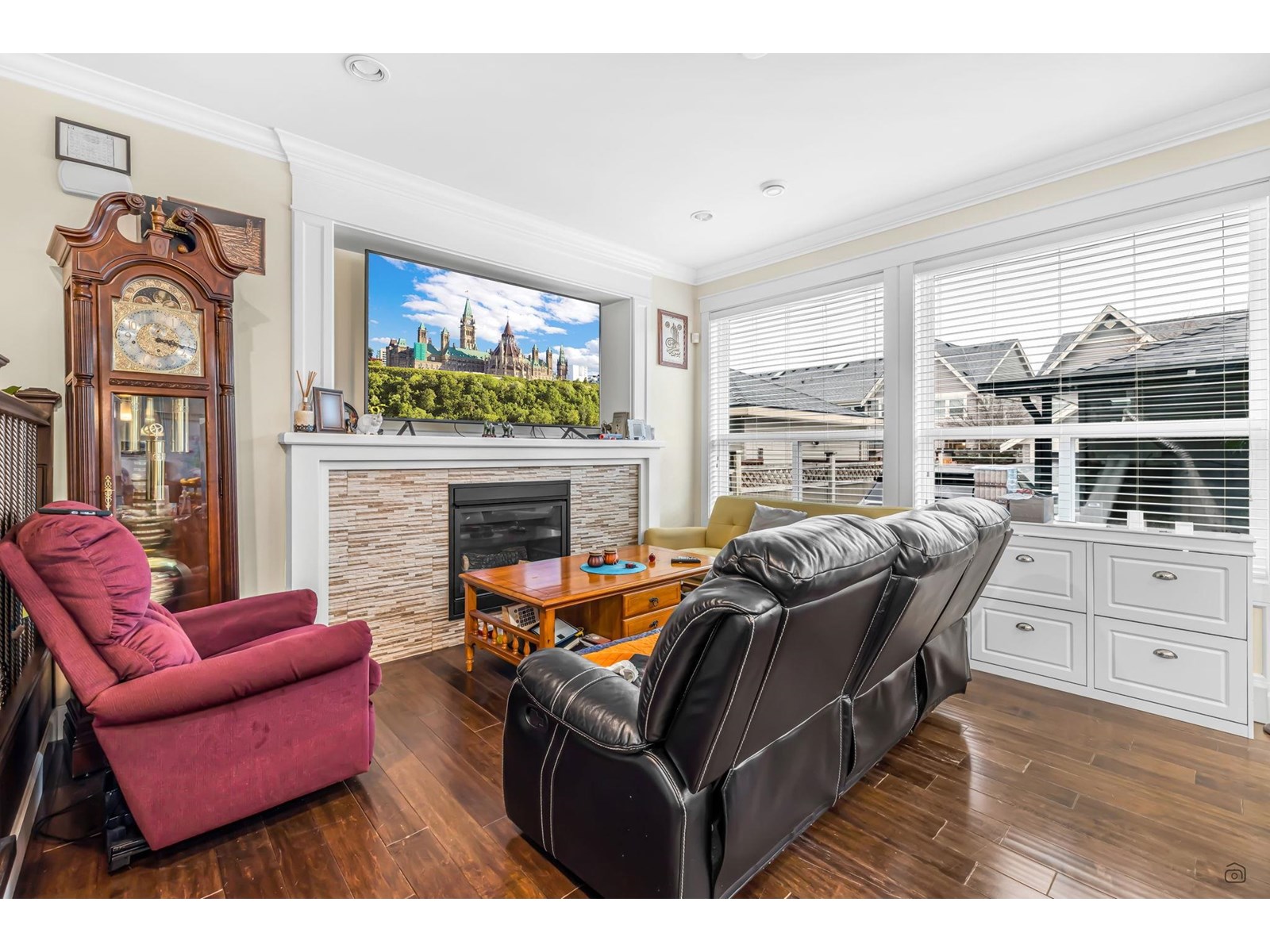 77 #21037 Property Photo 38