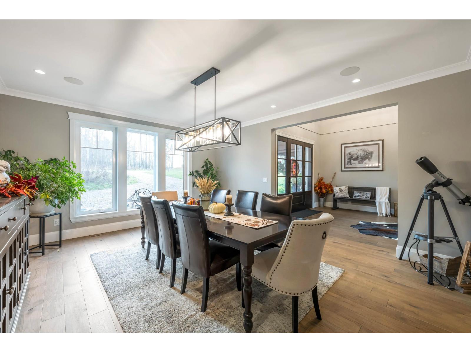 22801 8 Avenue Property Photo 14