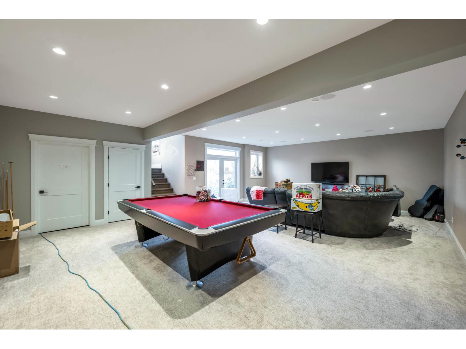 22801 8 Avenue Property Photo 29