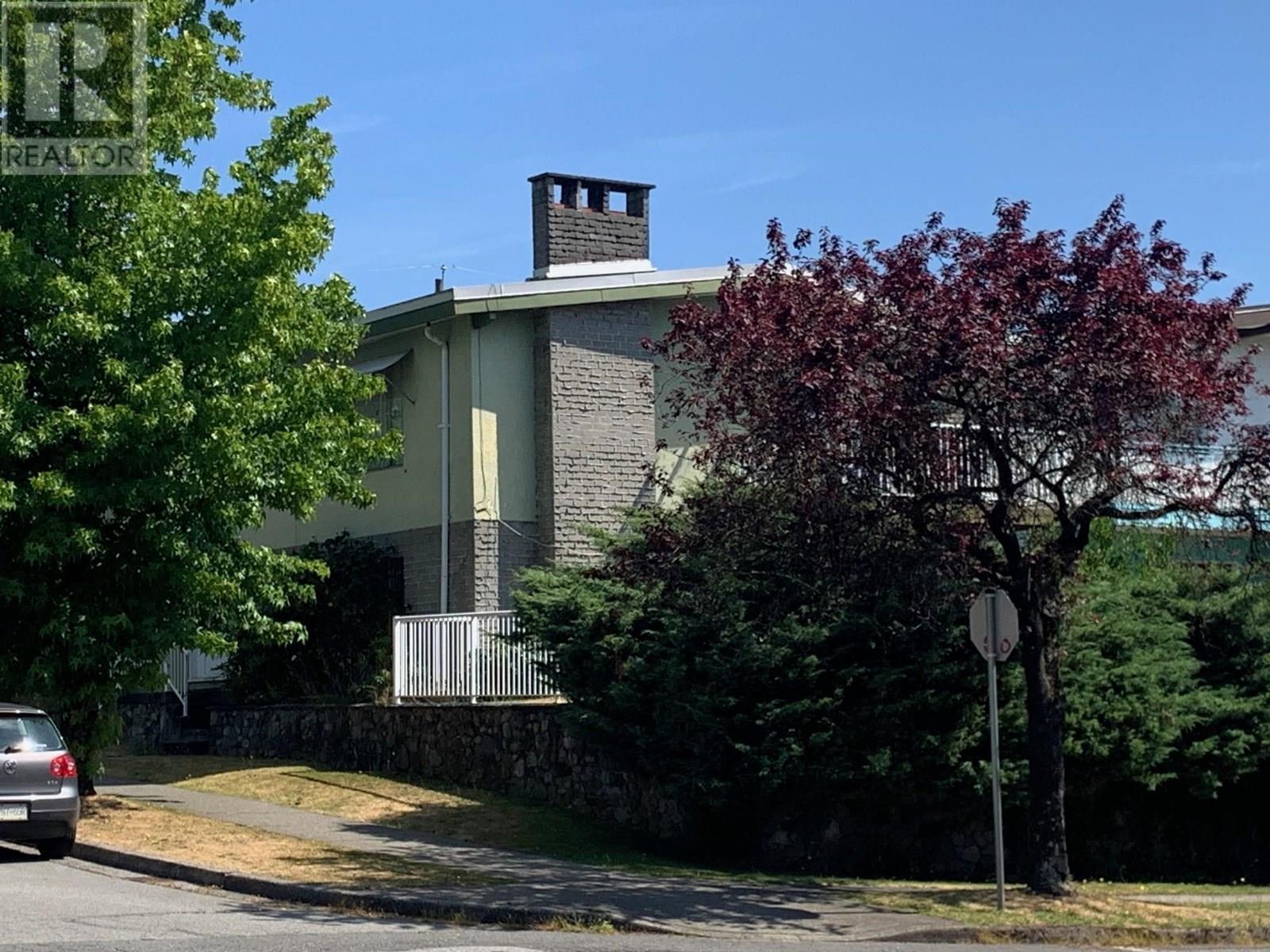 2280 Penticton Street Property Photo 8