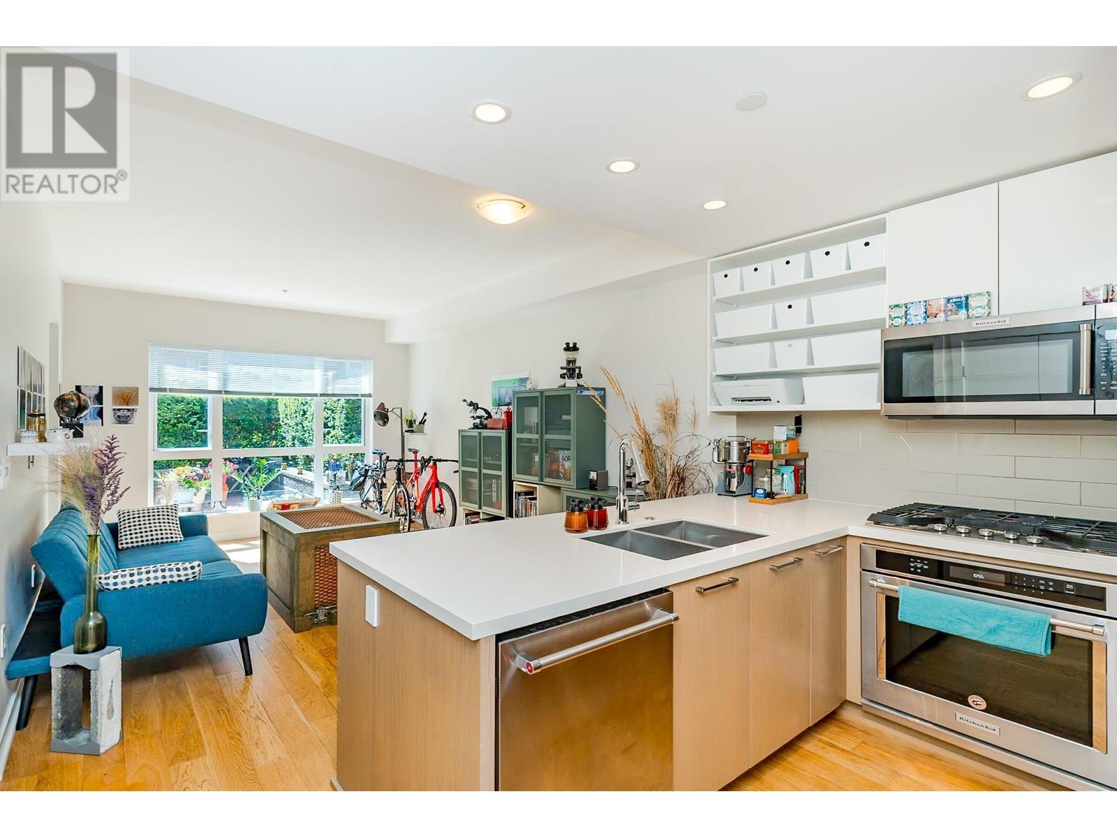 228 7008 River Parkway Property Photo 1