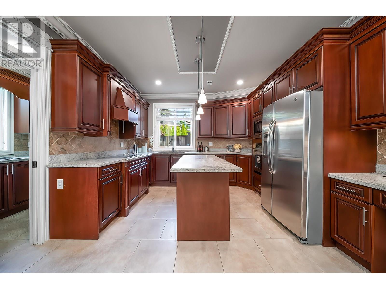 7600 Lancing Court Property Photo 12