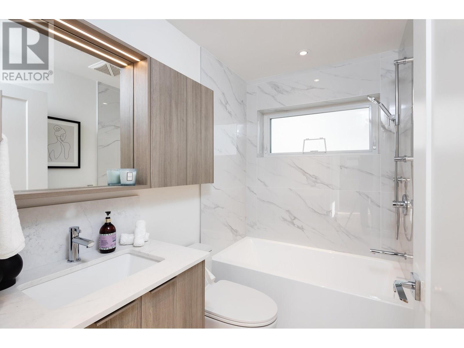 32 East 37th Avenue Property Photo 28