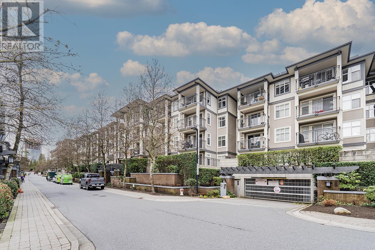 108 4833 BRENTWOOD DRIVE Property Photo 1