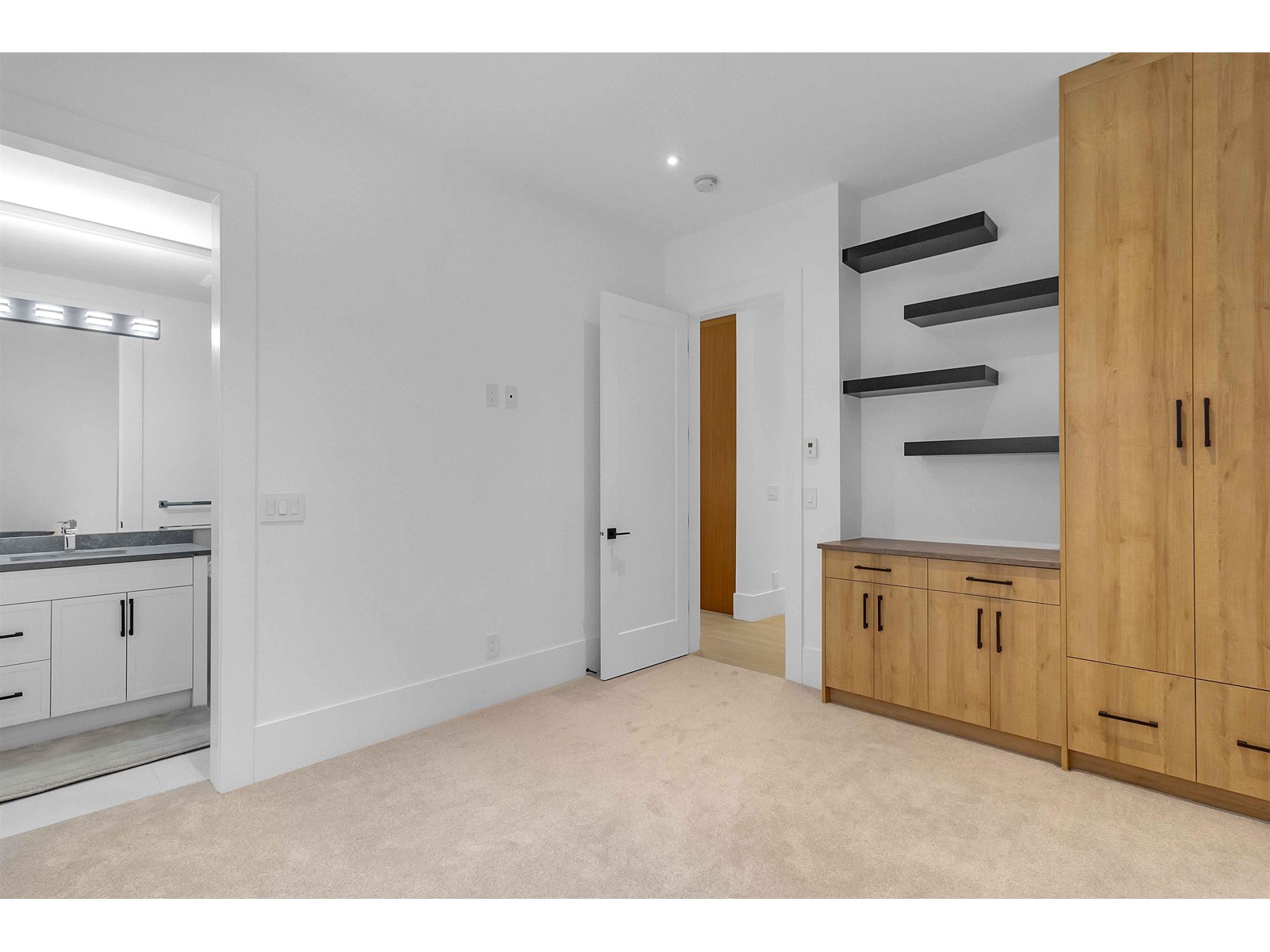 19704 31a Property Photo 14